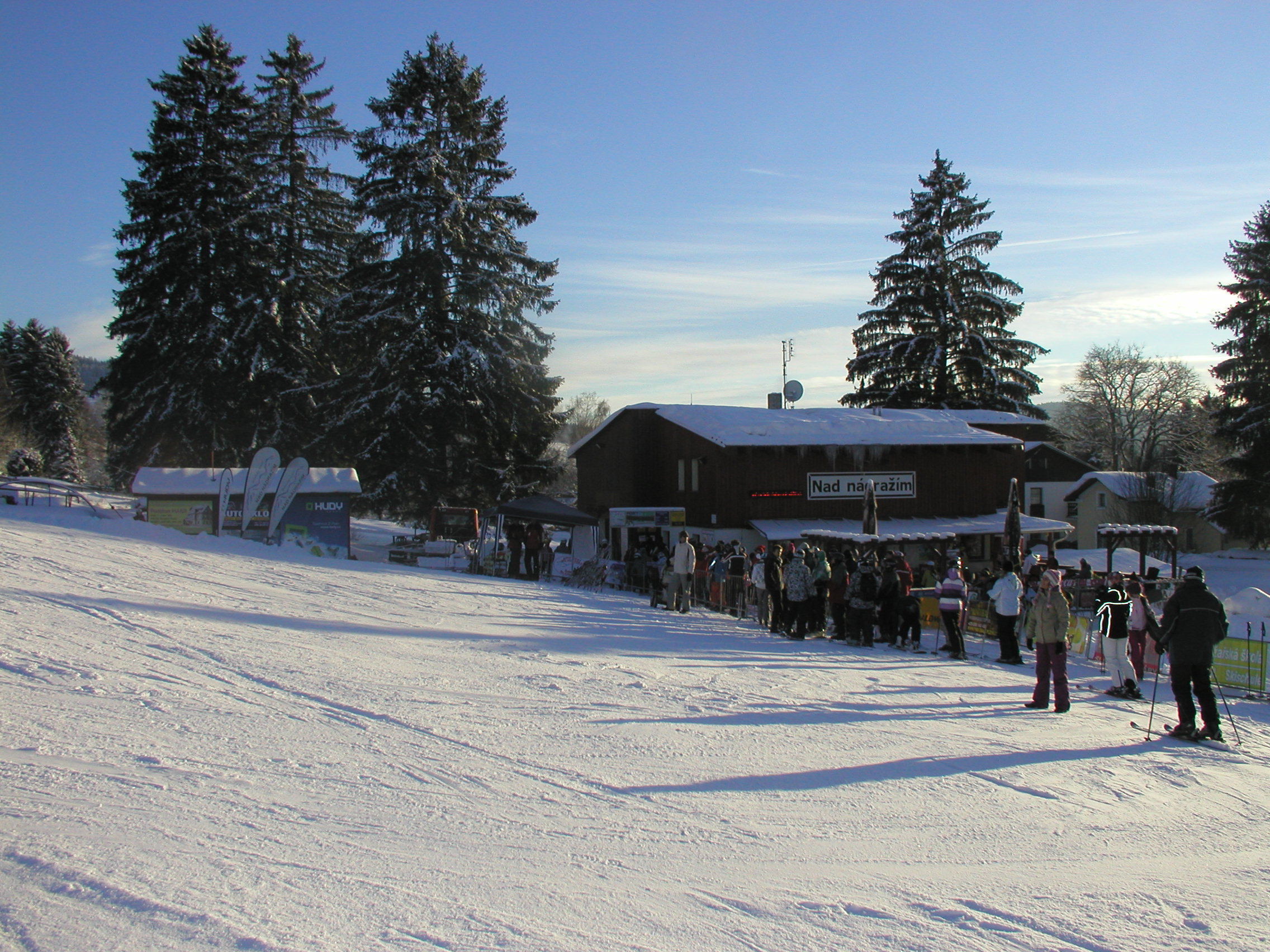 Lyžařský areál Nad nádražím foto 4