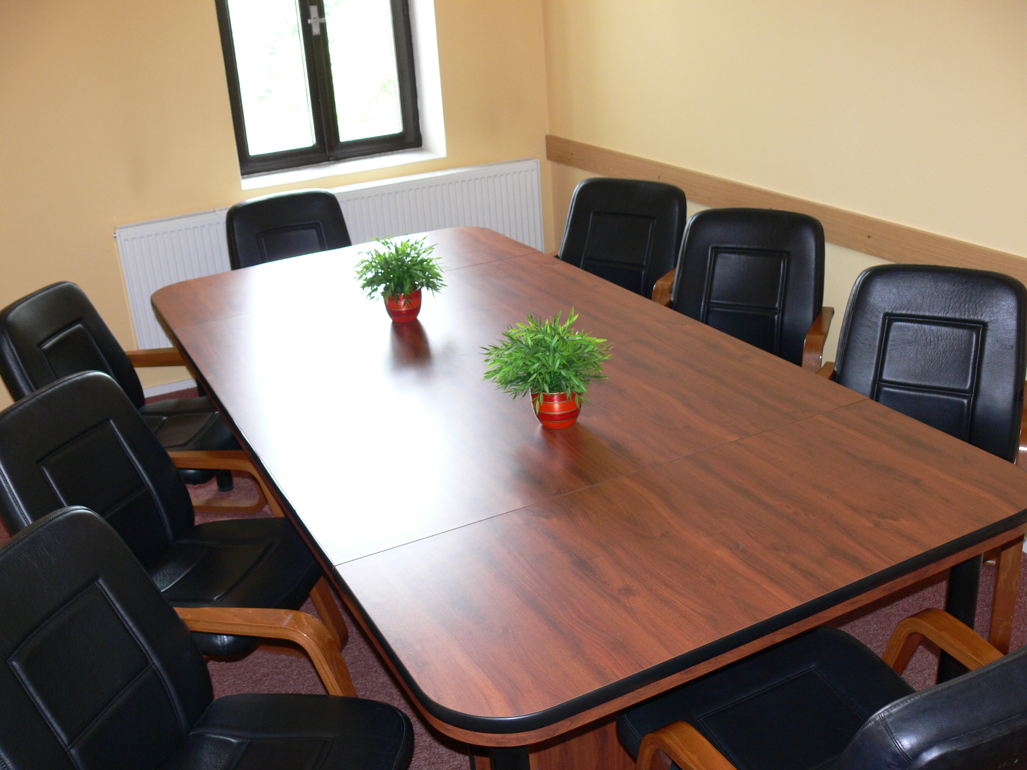 OFFICE HOUSE SE foto 2