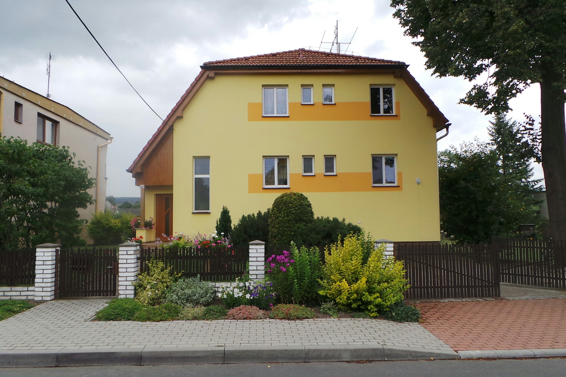 Junák - český skaut, středisko Salvator Dolní Životice