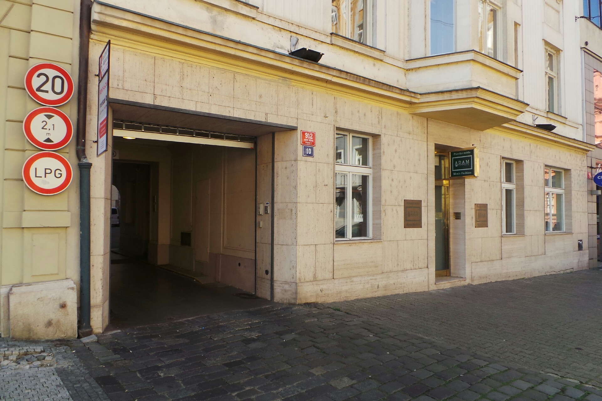 VR MED COMPANY, s.r.o.