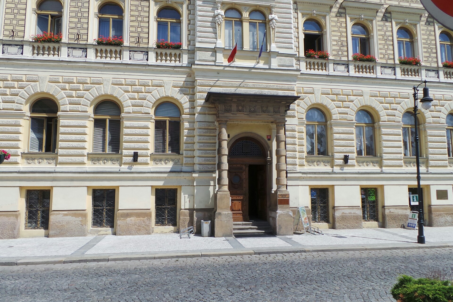 MÚ Louny - Odbor ekonomický