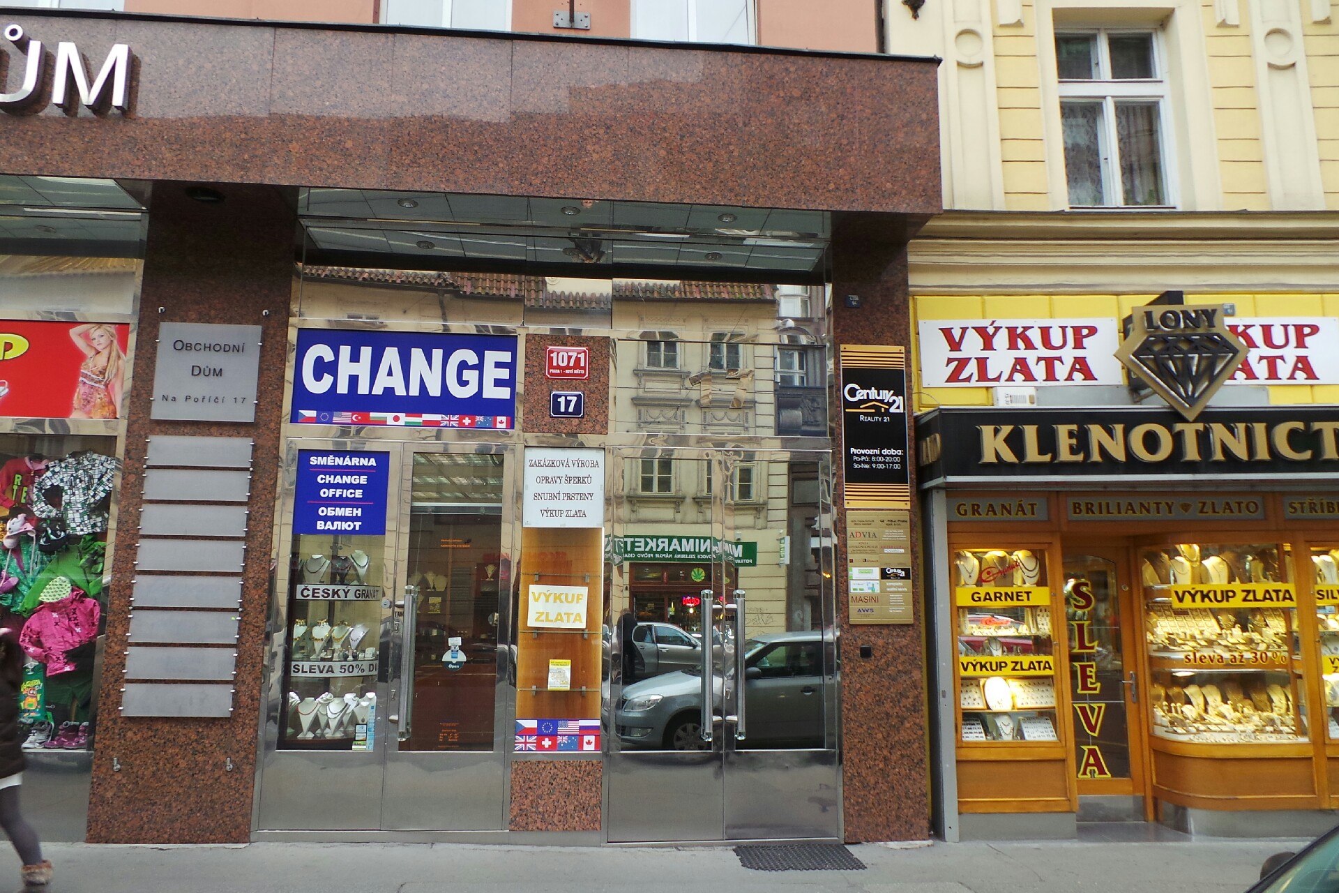 Mgr. Petr Lešetický, advokát