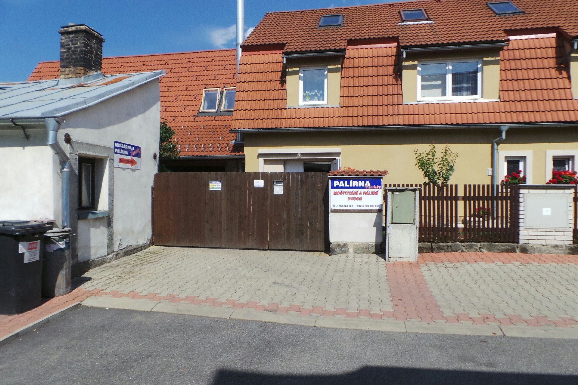 Moštárna a palírna Benátky