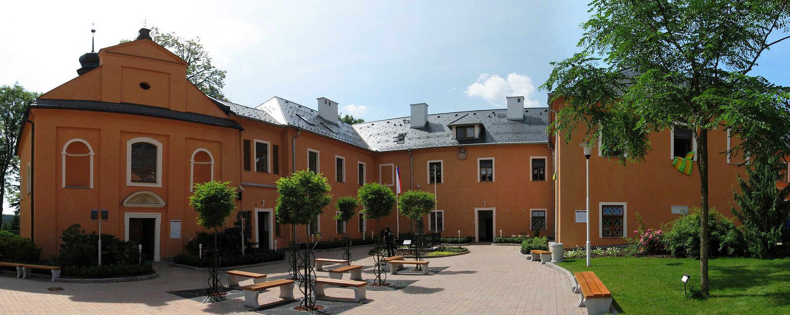 Domov pod hradem Žampach