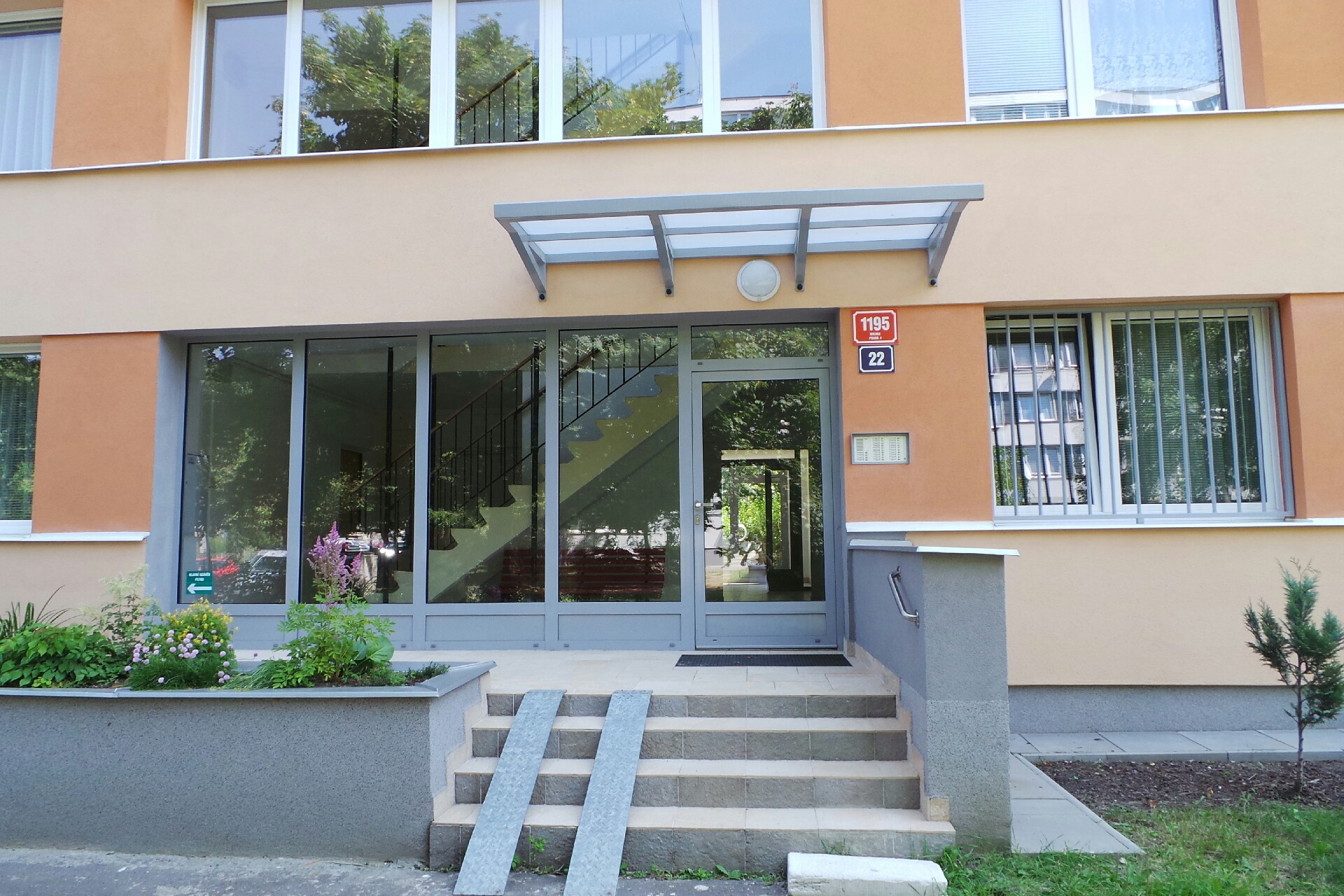 VIA REKLAMA, spol. s r.o.