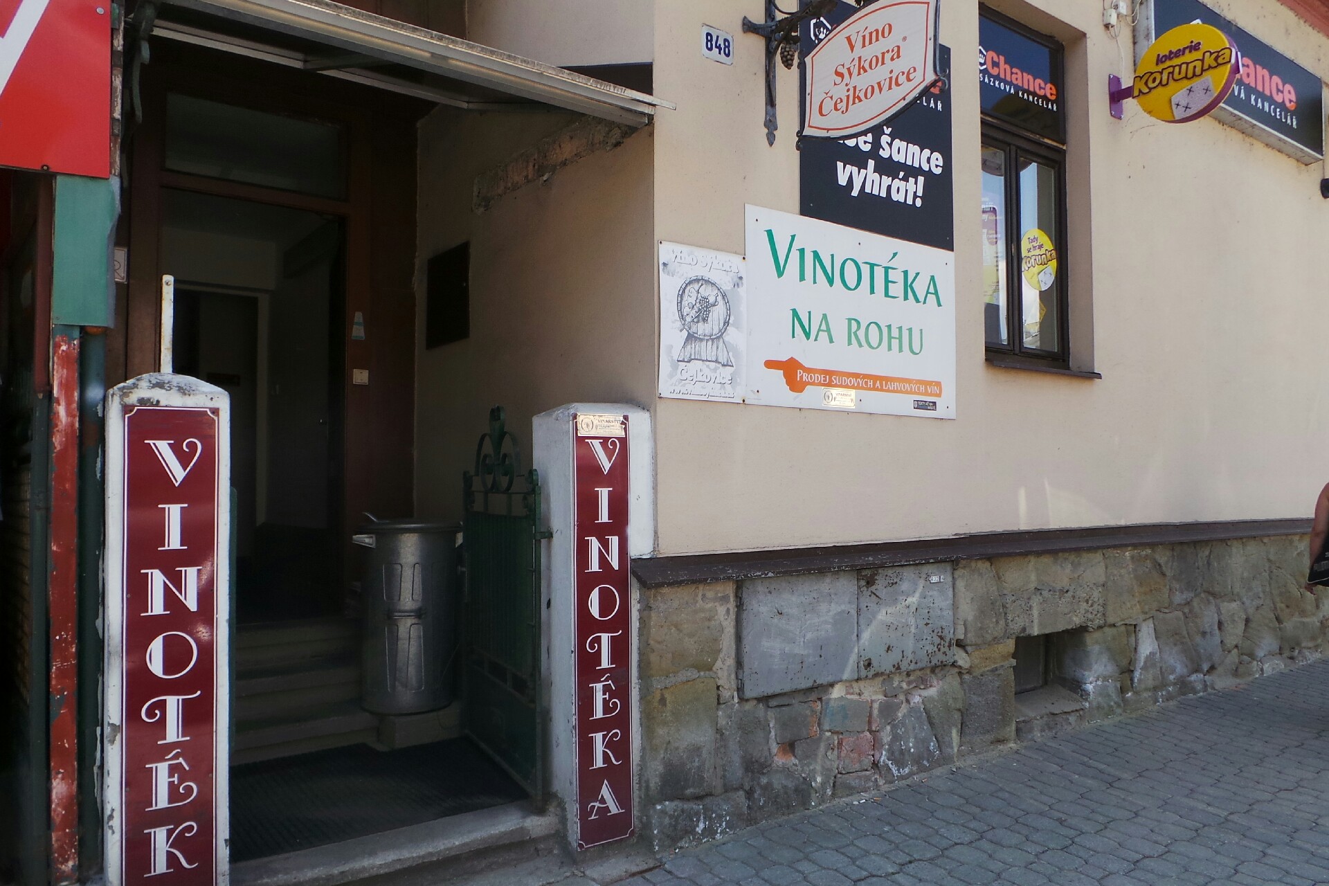 VÍNO SÝKORA, s.r.o.