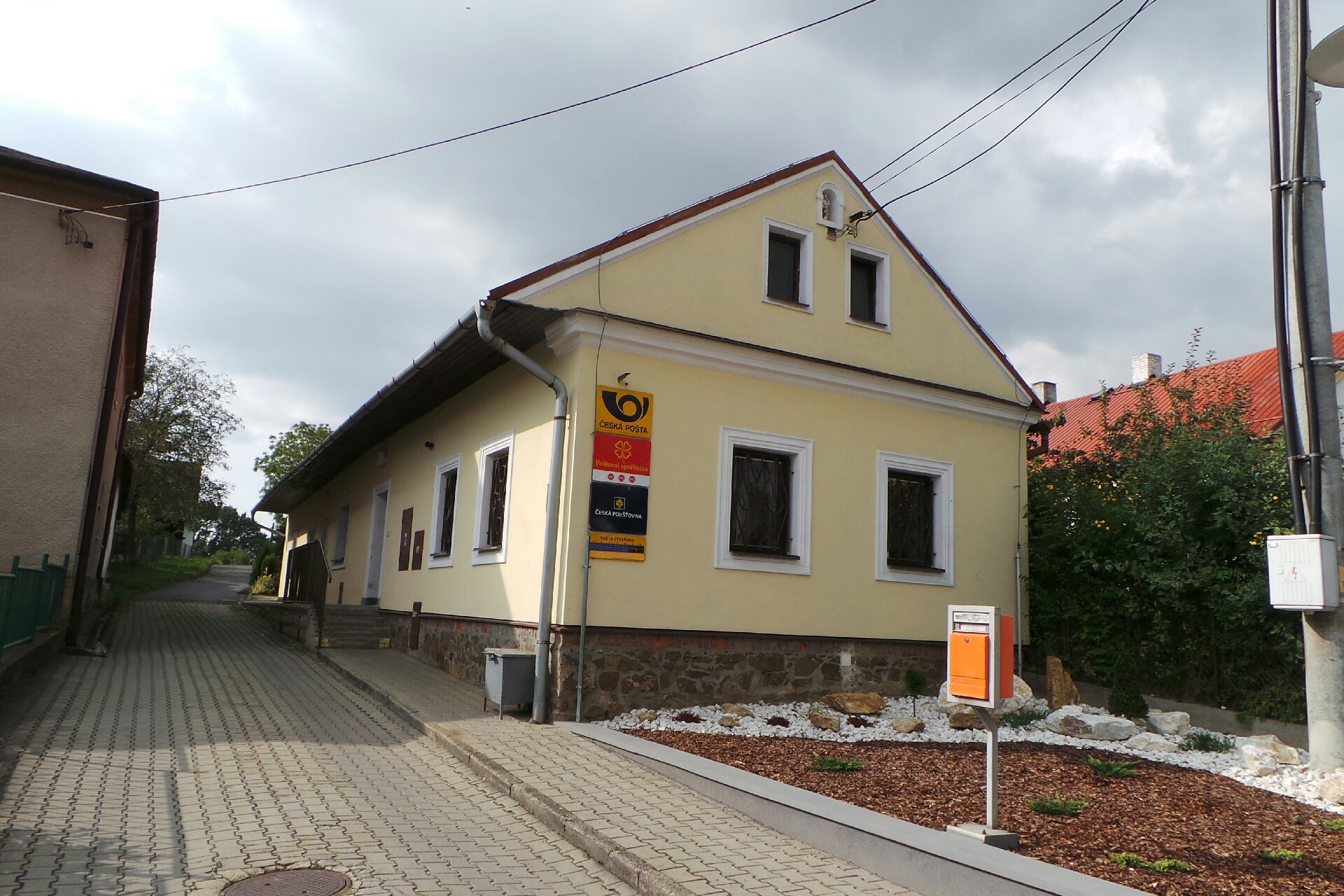 Pošta Velké Hoštice