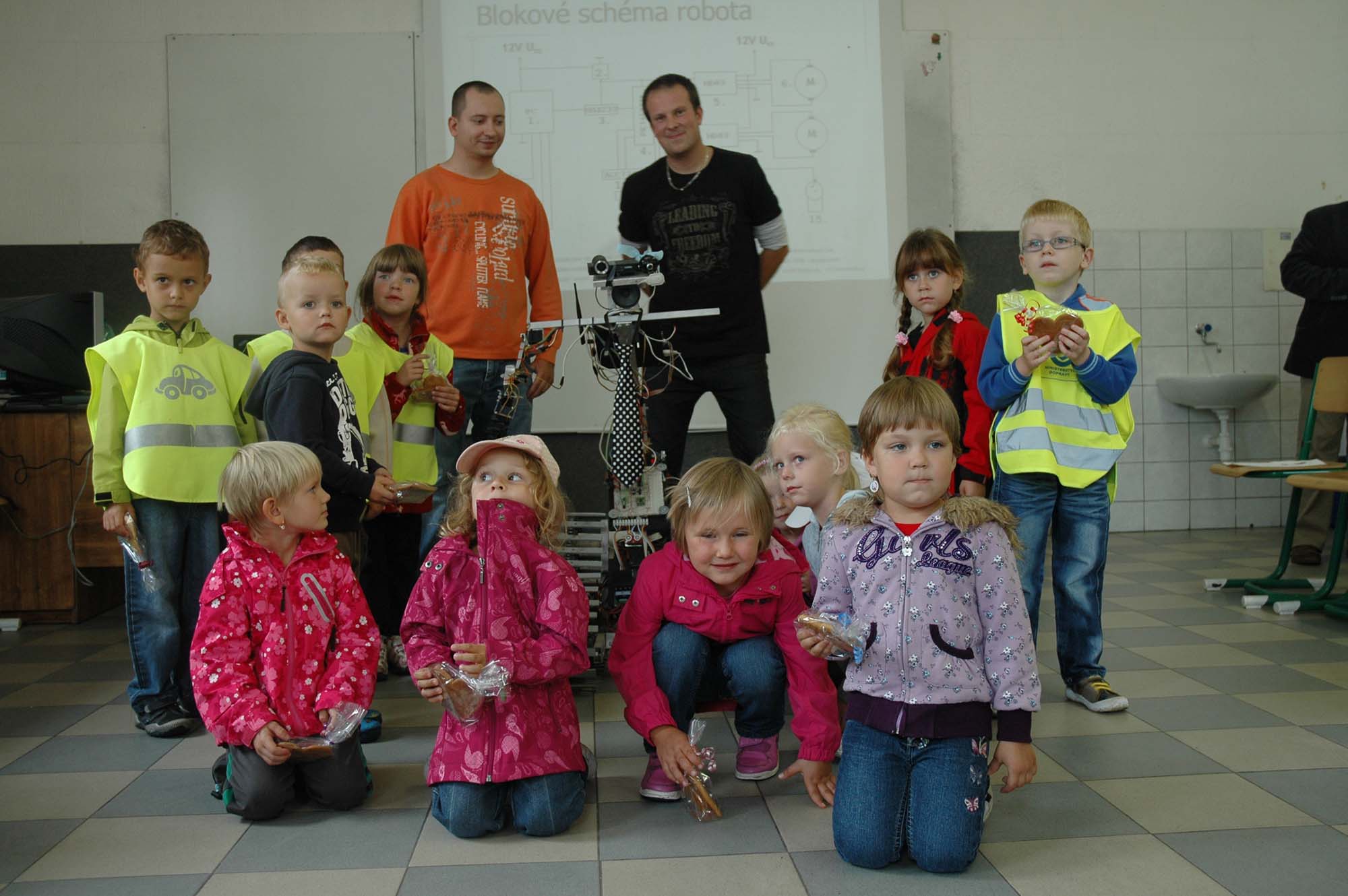 Vyšší odborná škola obalové techniky Štětí, Kostelní 134 foto 2