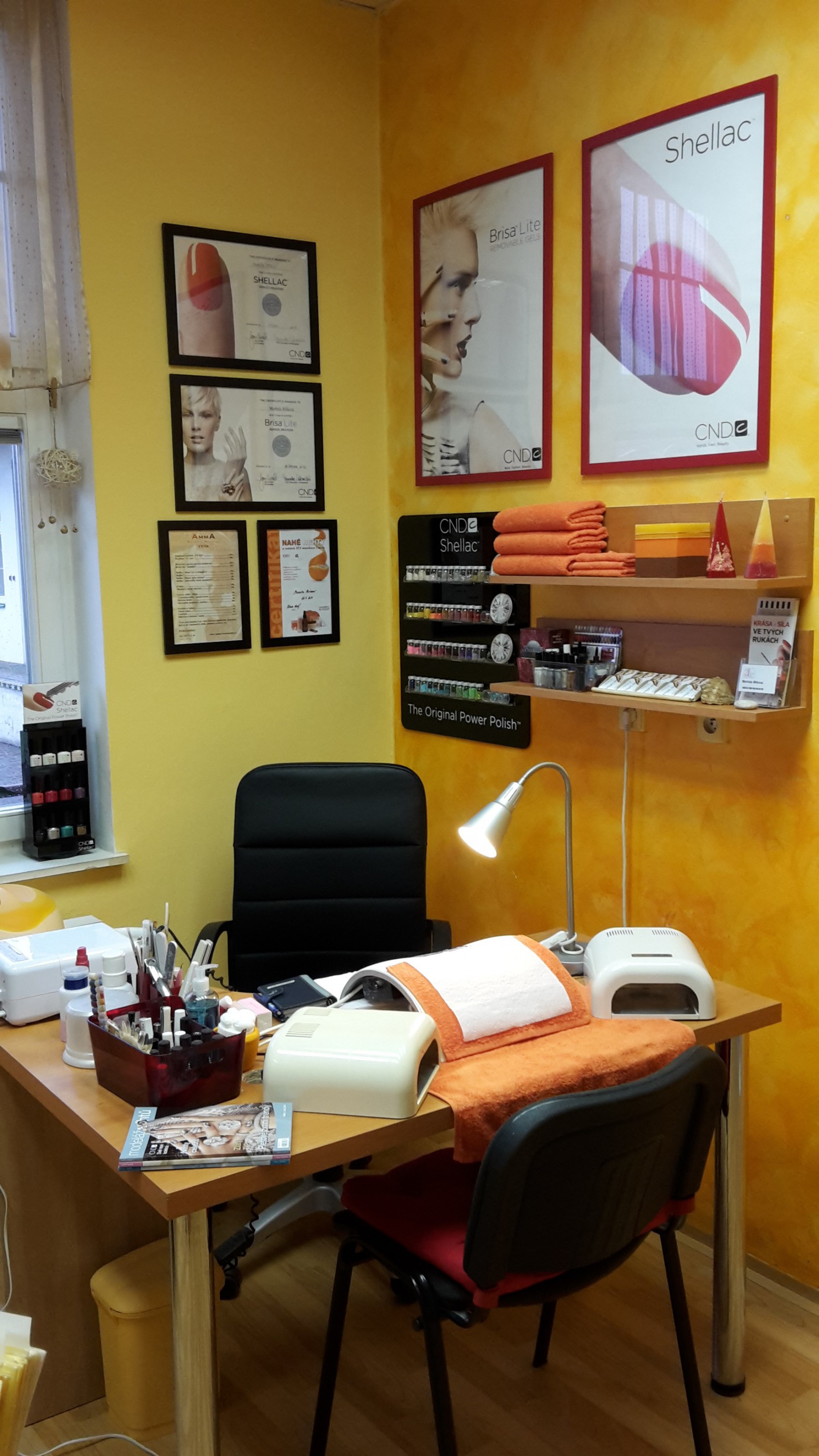 Manikúra, modeláž nehtů - Markéta Mlíková foto 4