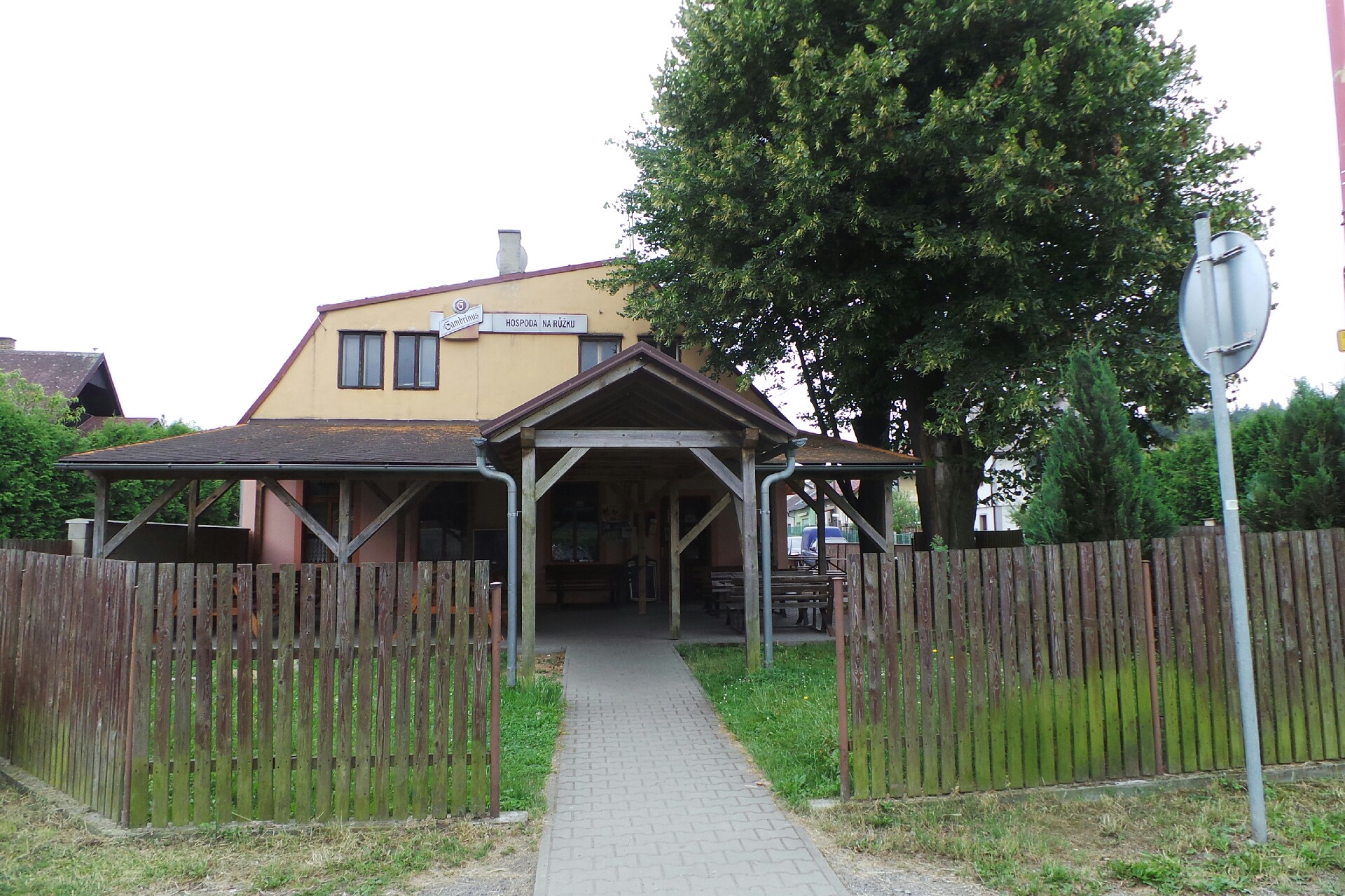 Potraviny Na Růžku