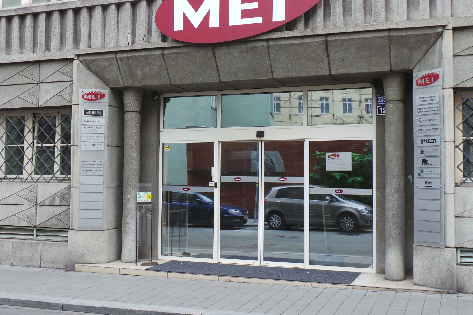 Crux information technology, s.r.o.