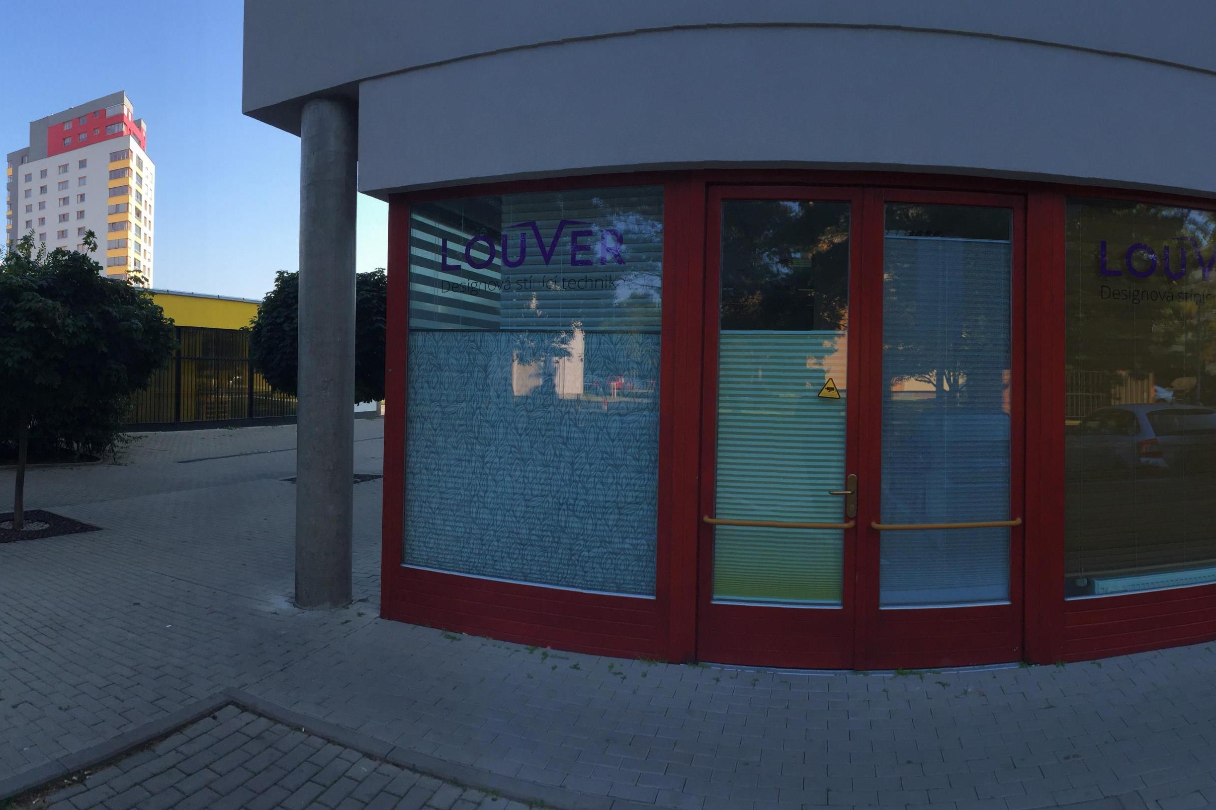 LOUVER - designová stínící technika