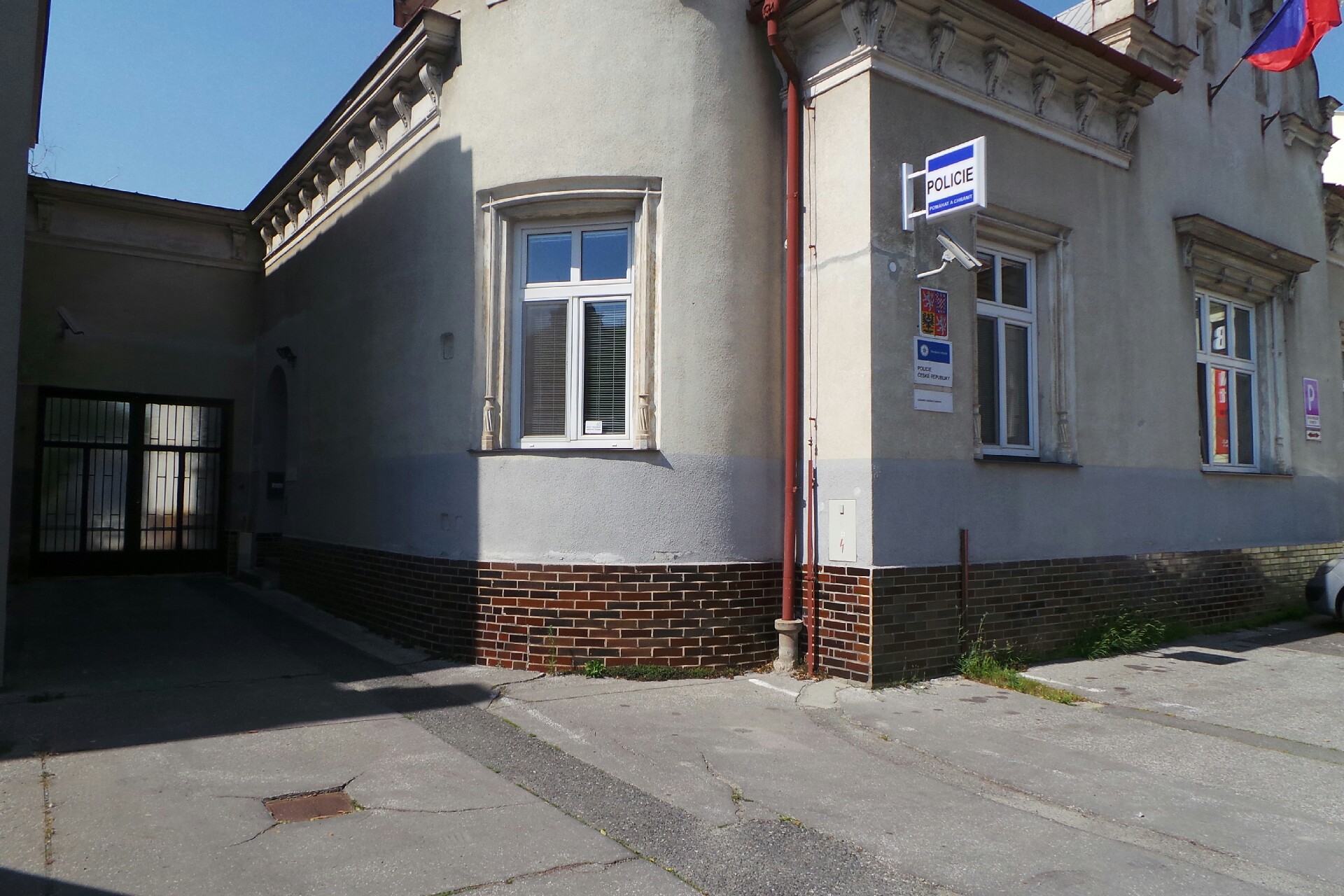 Policie ČR - Obvodní oddělení Holešov foto 2