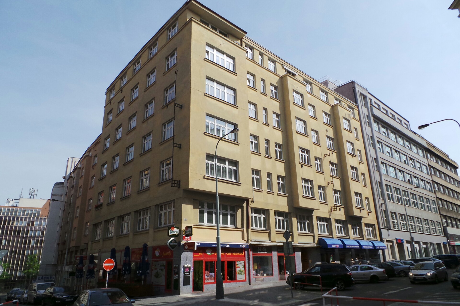 ADk - JUDr. Věra Chandrycká