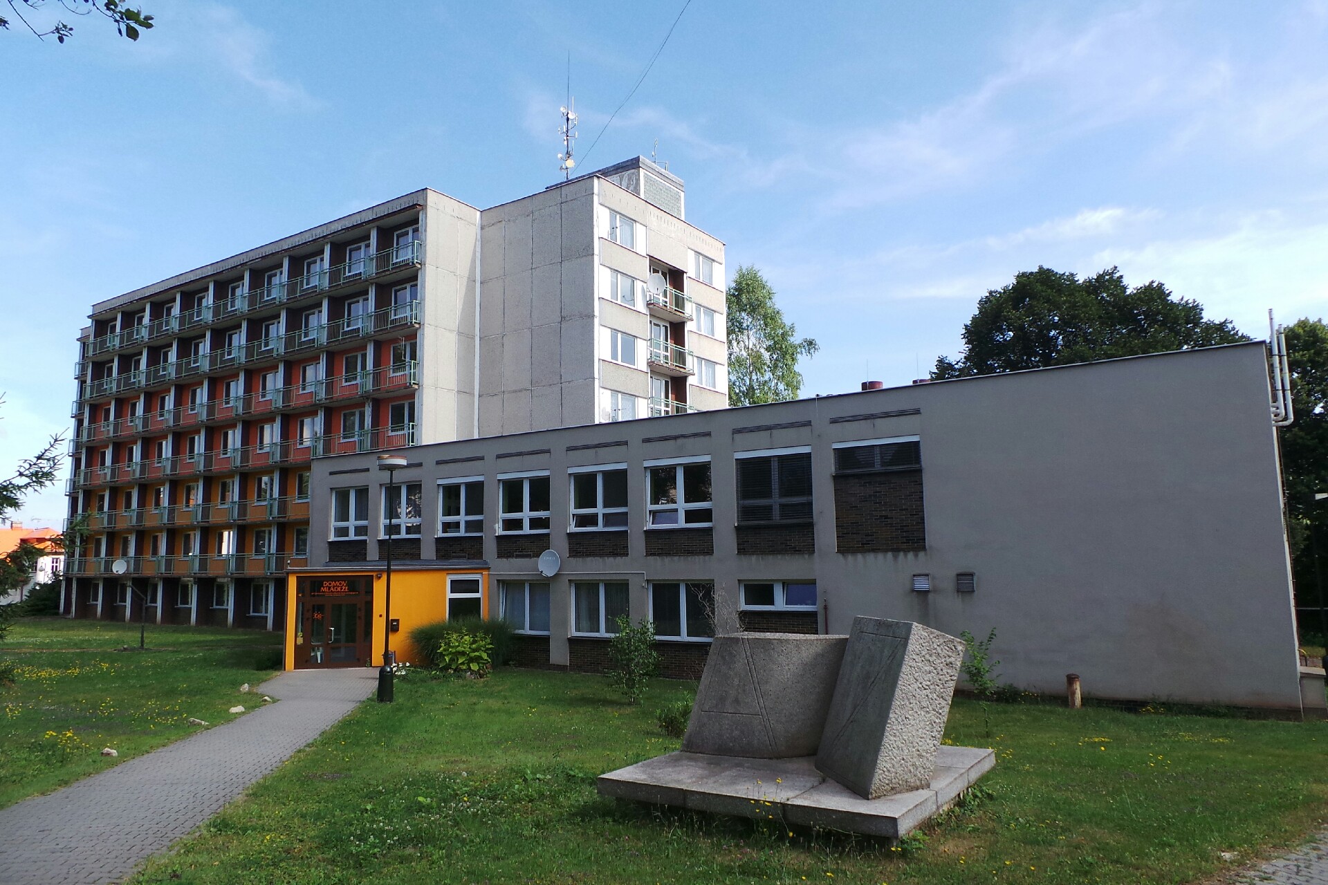 Gymnázium a Střední odborná škola pedagogická Nová Paka - domov mládeže