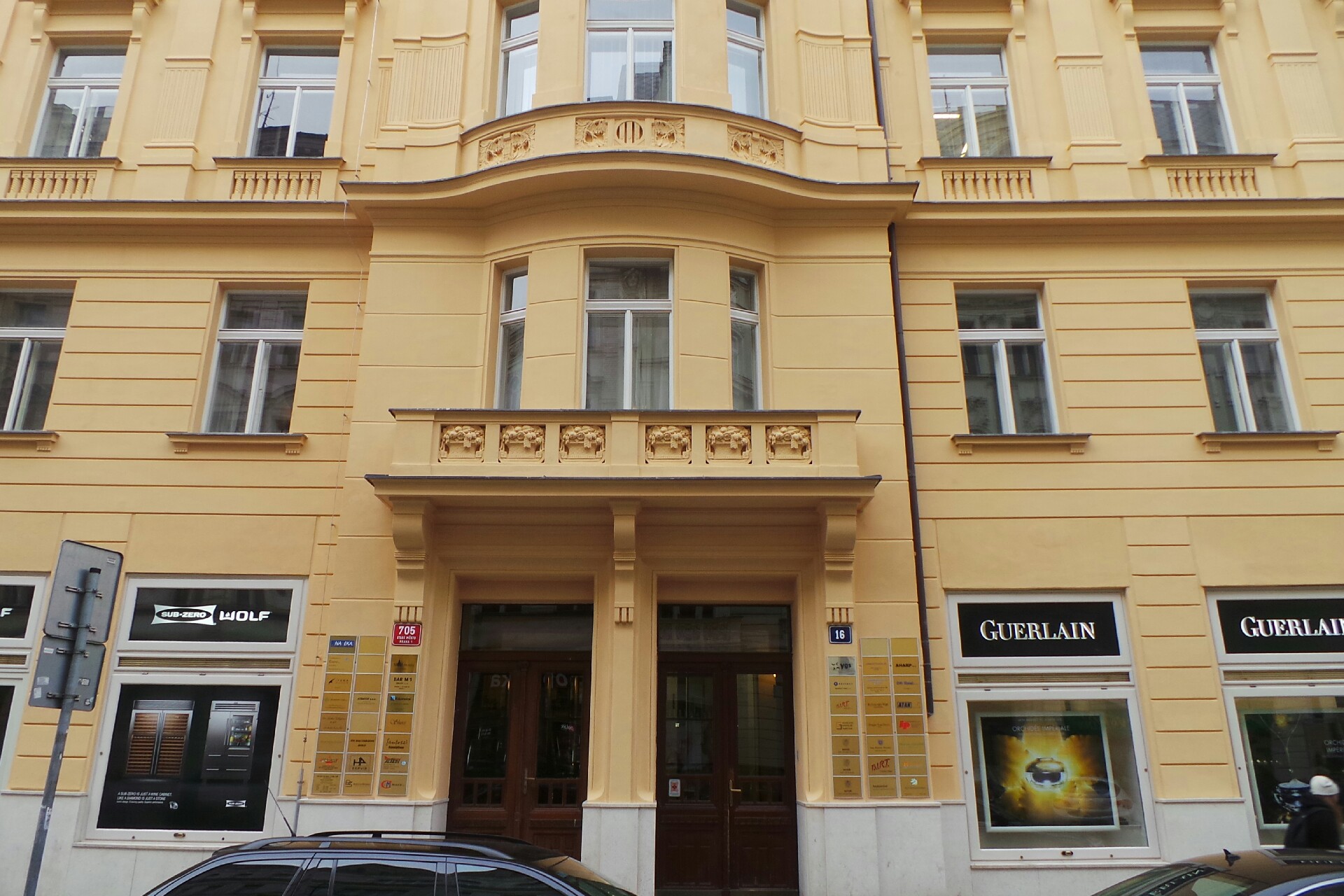 Notáři - JUDr. Svoboda - JUDr. Novák