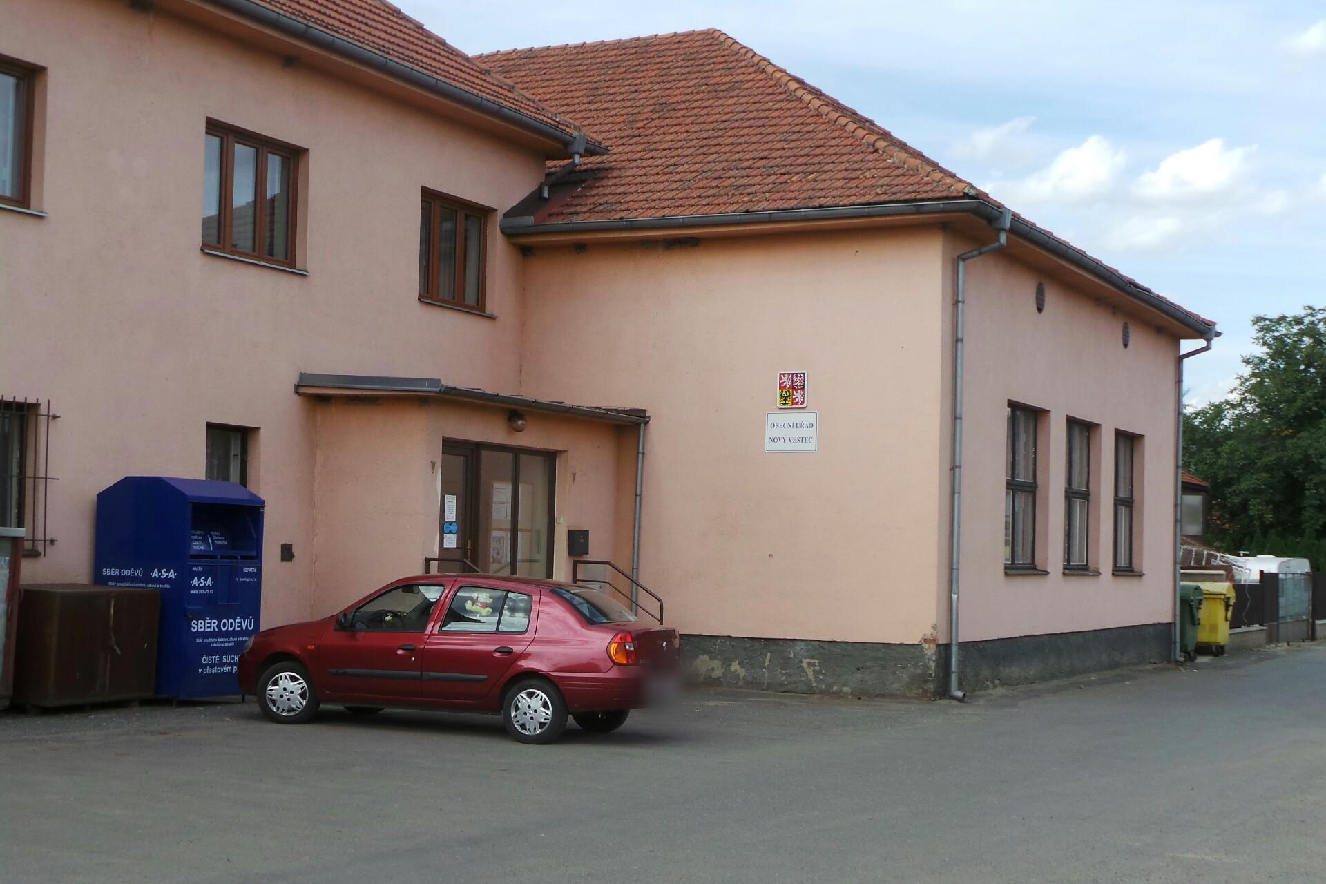 Nový Vestec - obecní úřad