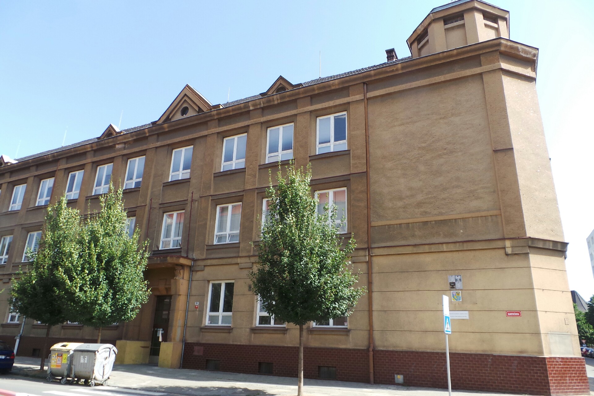 Obchodní akademie a Jazyková škola s právem státní jazykové zkoušky Přerov