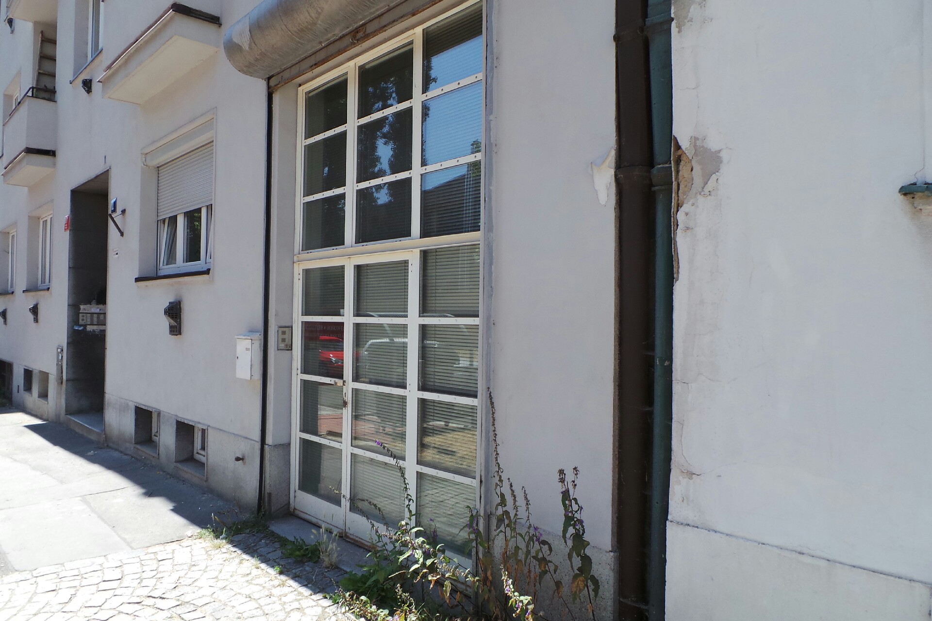 SCHAUFLER-ROSKOVEC, s.r.o.