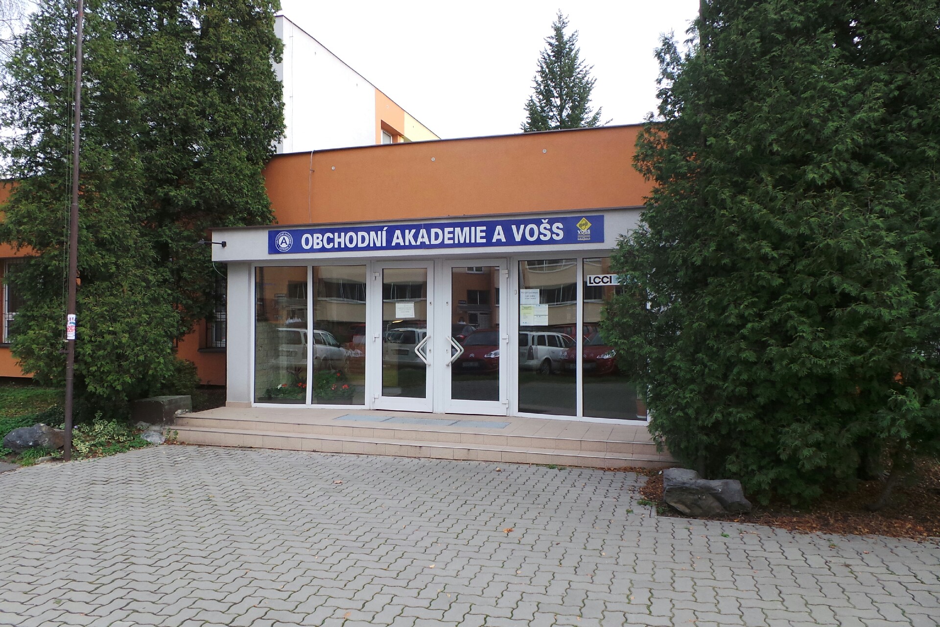 Obchodní akademie a Vyšší odborná škola sociálně právní, Ostrava