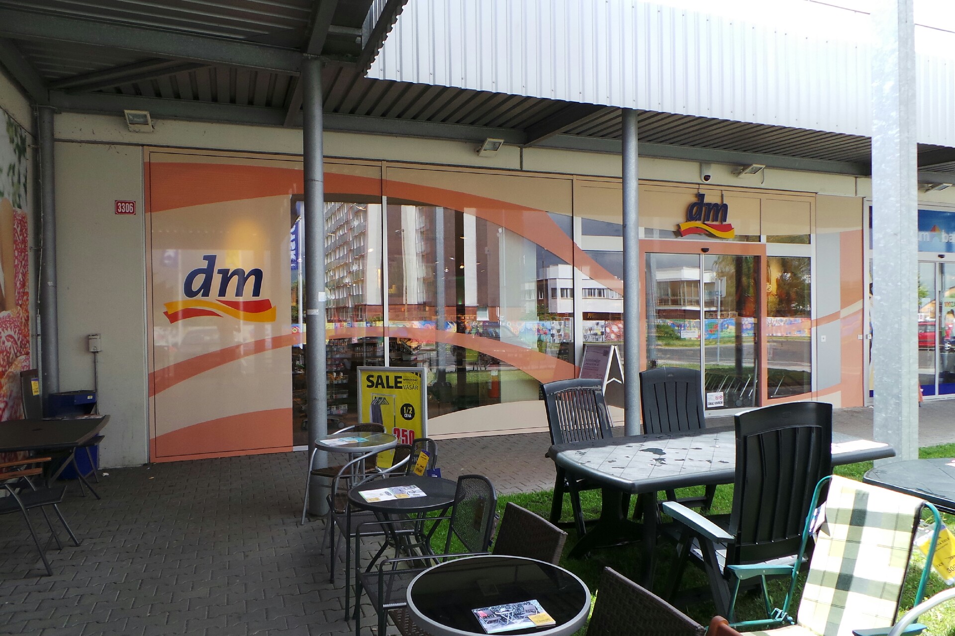 dm drogerie markt s.r.o.