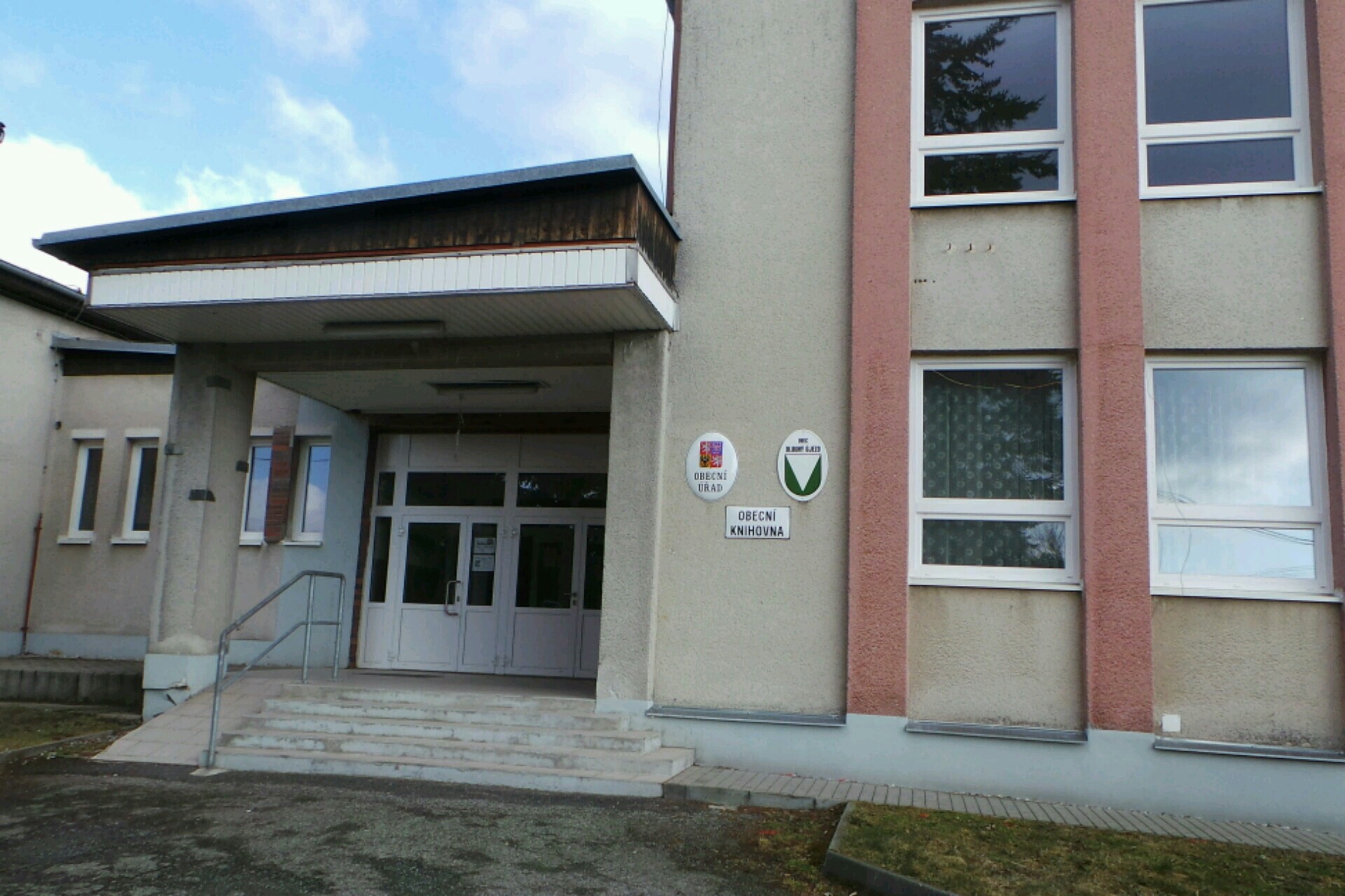 Obecní úřad Dlouhý Újezd