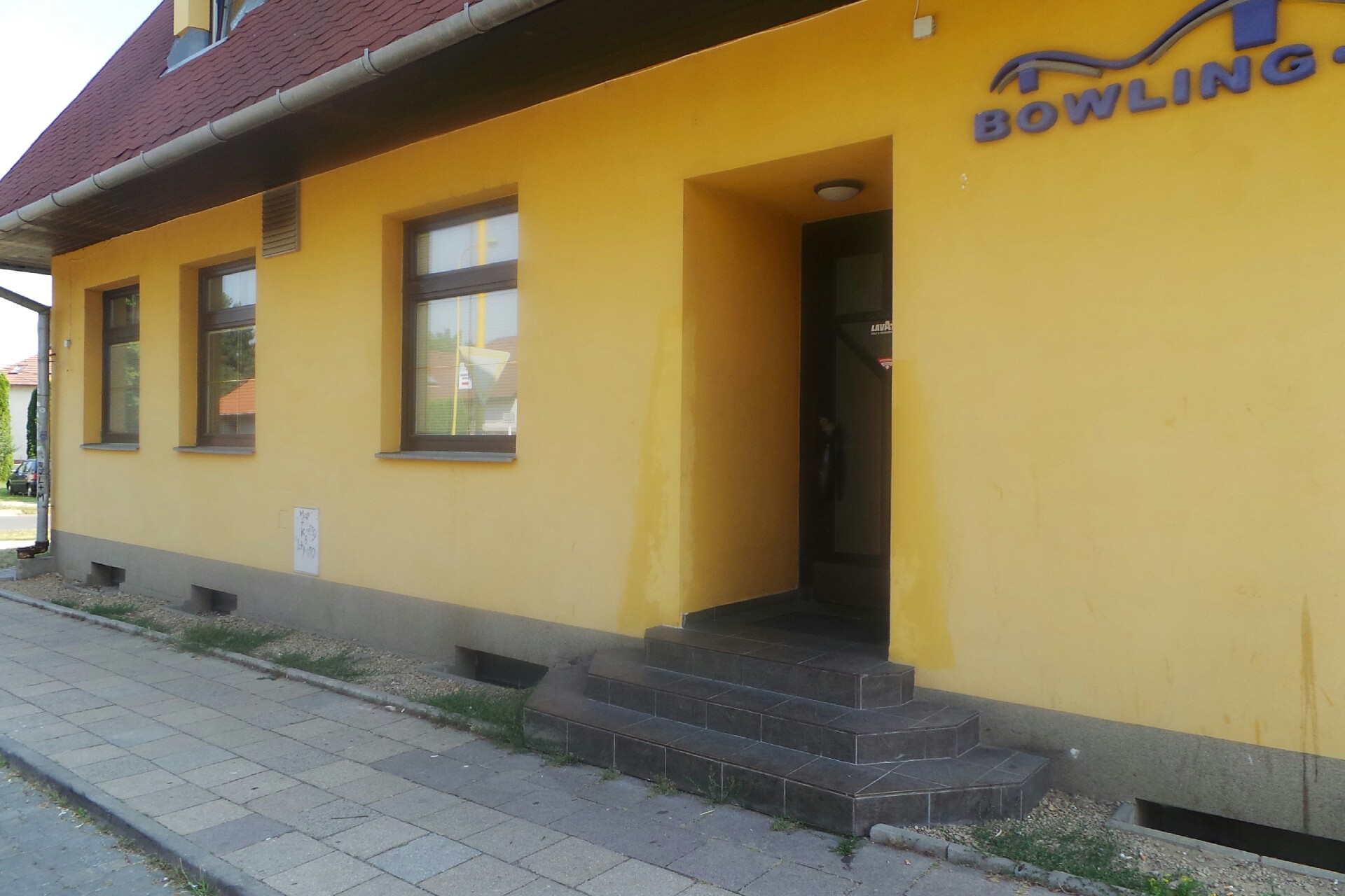 Hospoda a bowling Na Východě