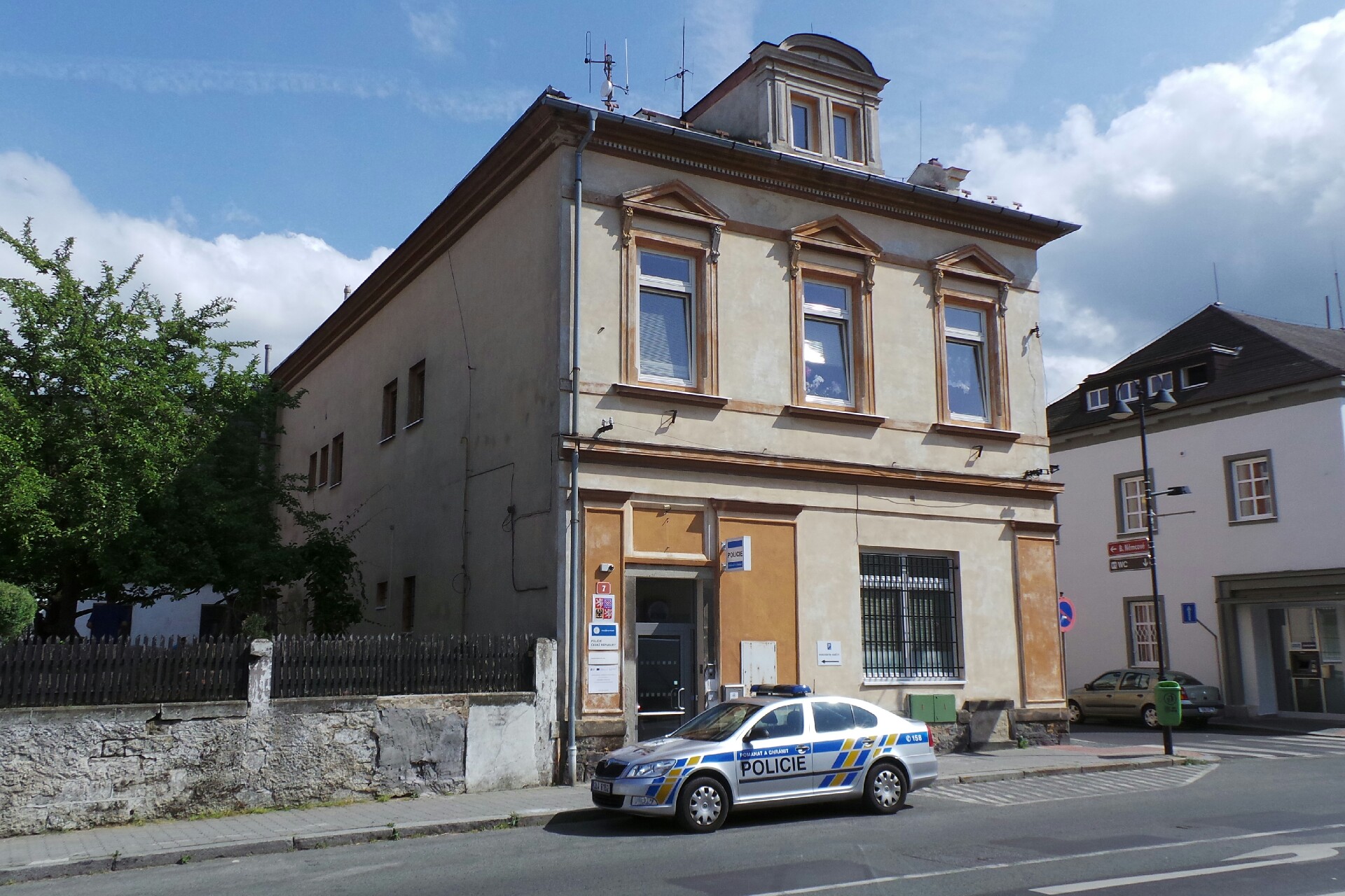 Policie ČR - Obvodní oddělení Nový Bor foto 2