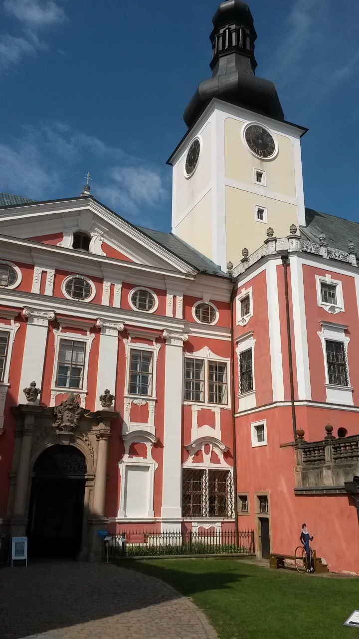 KLÁŠTER BROUMOV - vzdělávací a kulturní centrum foto 2