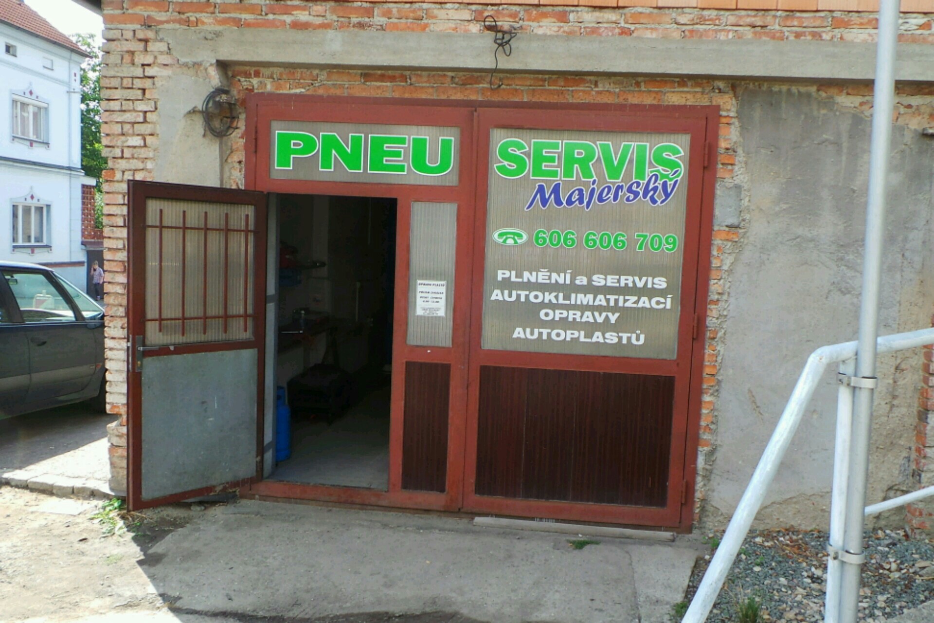 Pneuservis Majerský