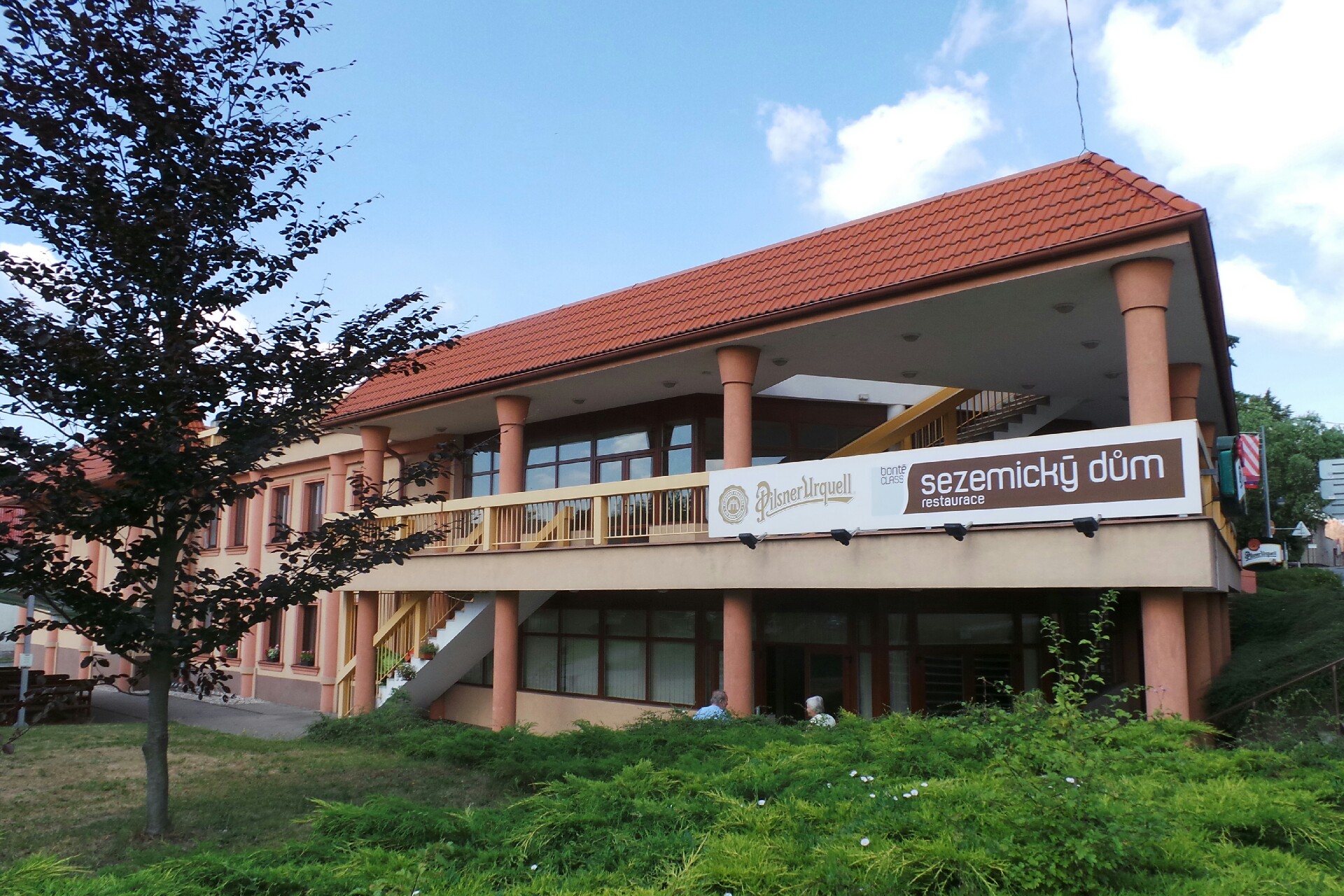 Restaurace Sezemický dům