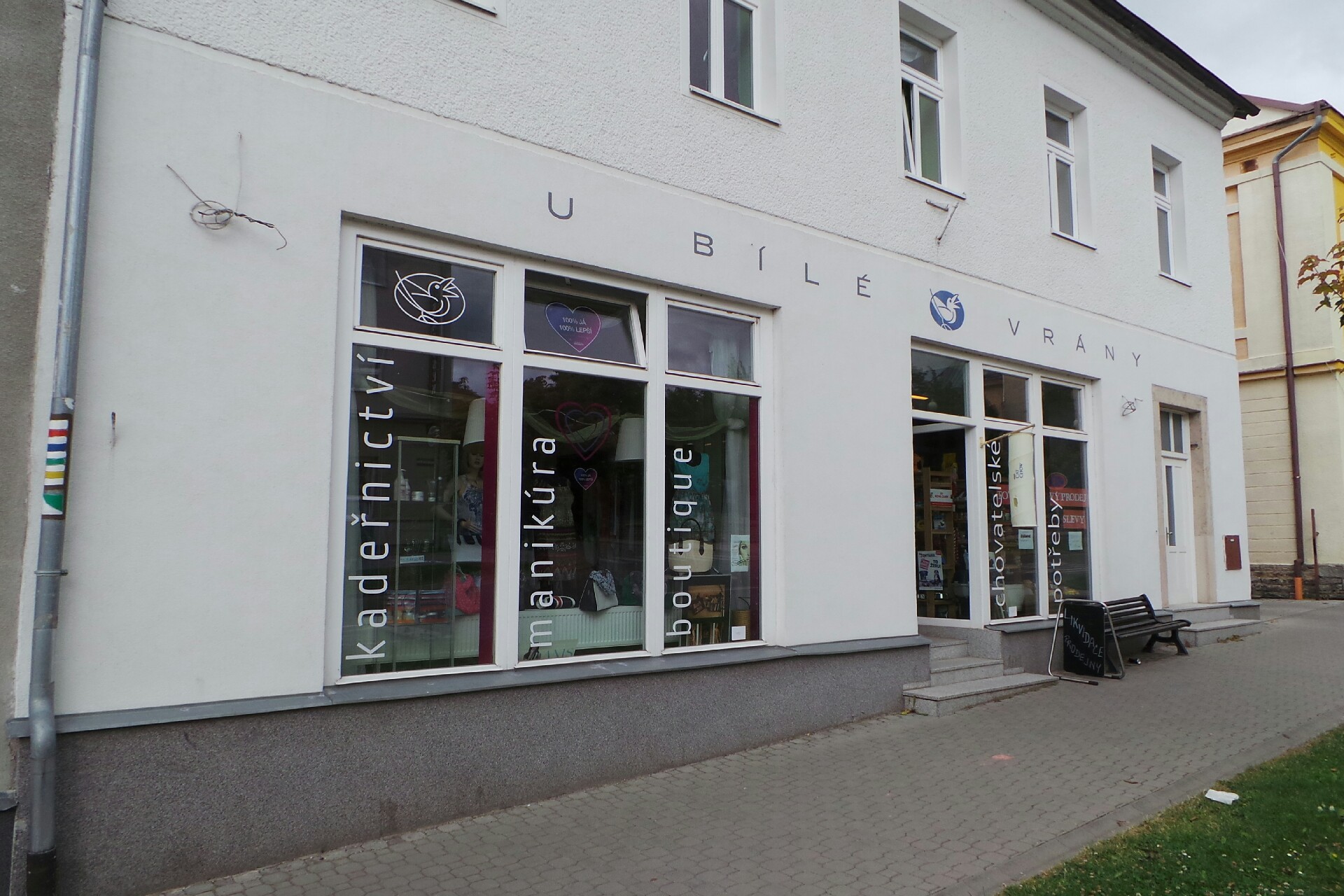 Kadeřnictví U Bílé vrány