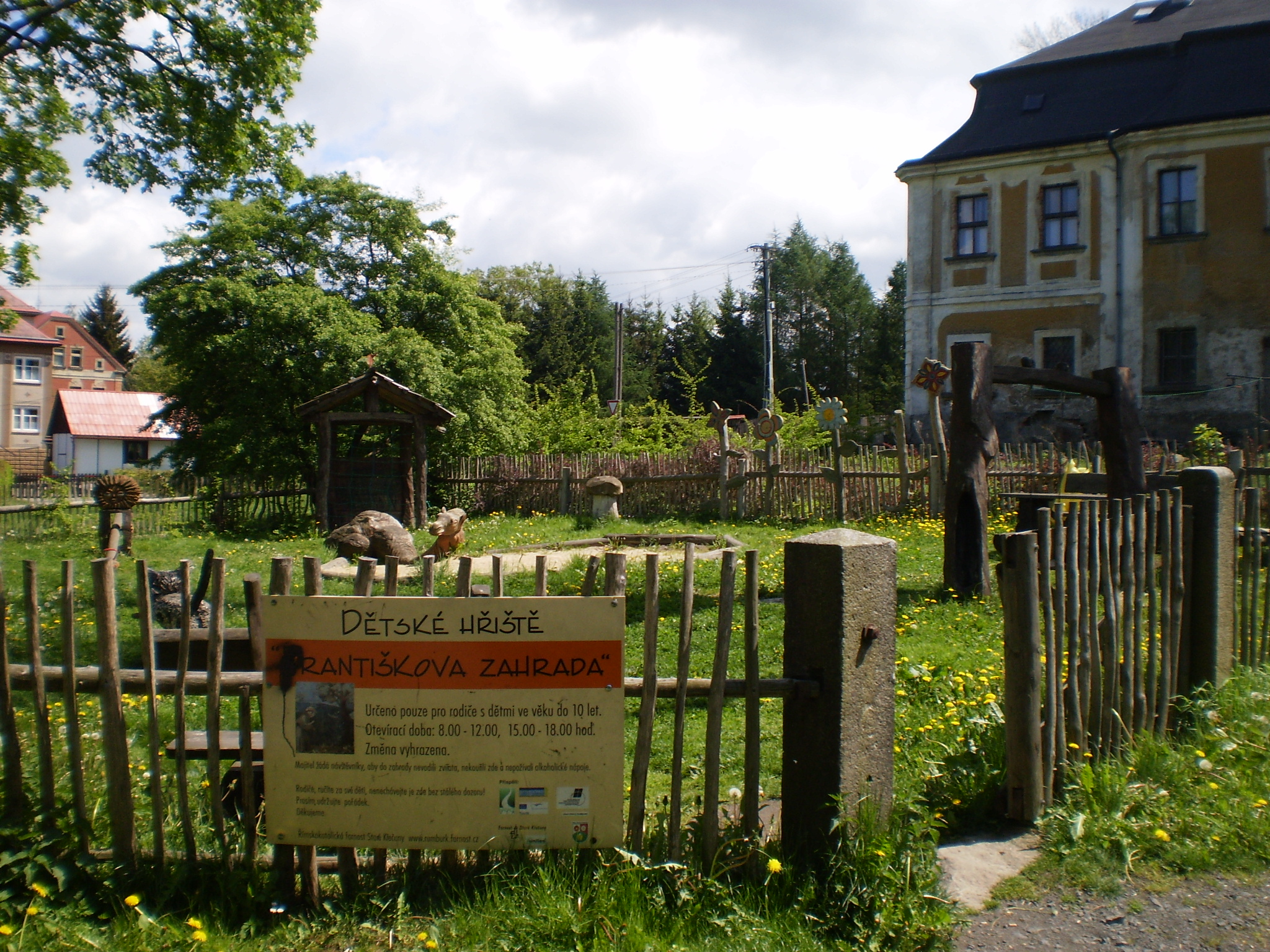 Římskokatolická farnost Malá Bukovina