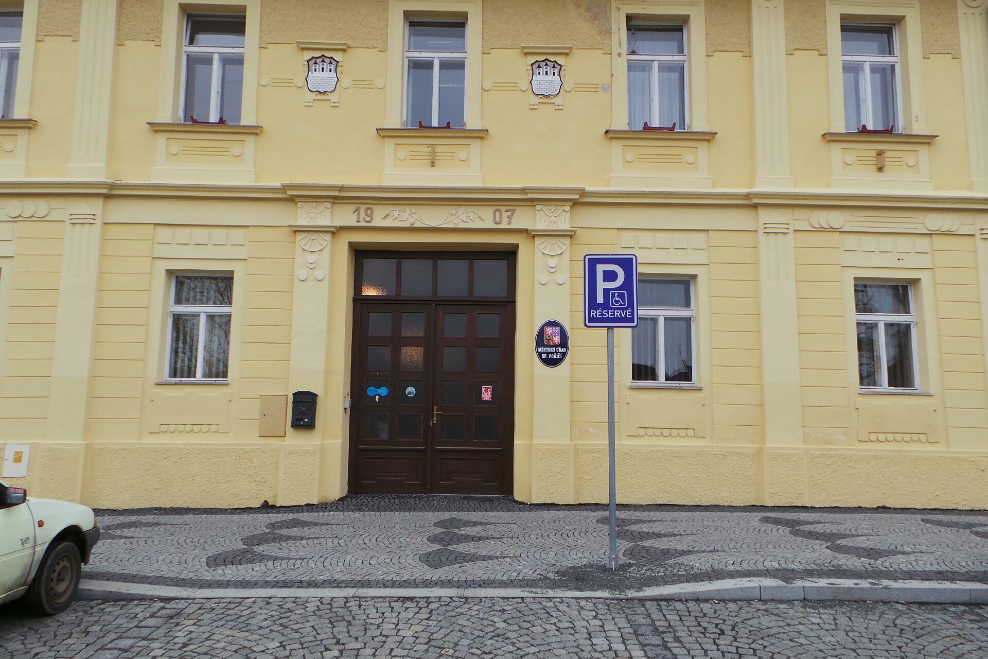 Spálené Poříčí - městský úřad