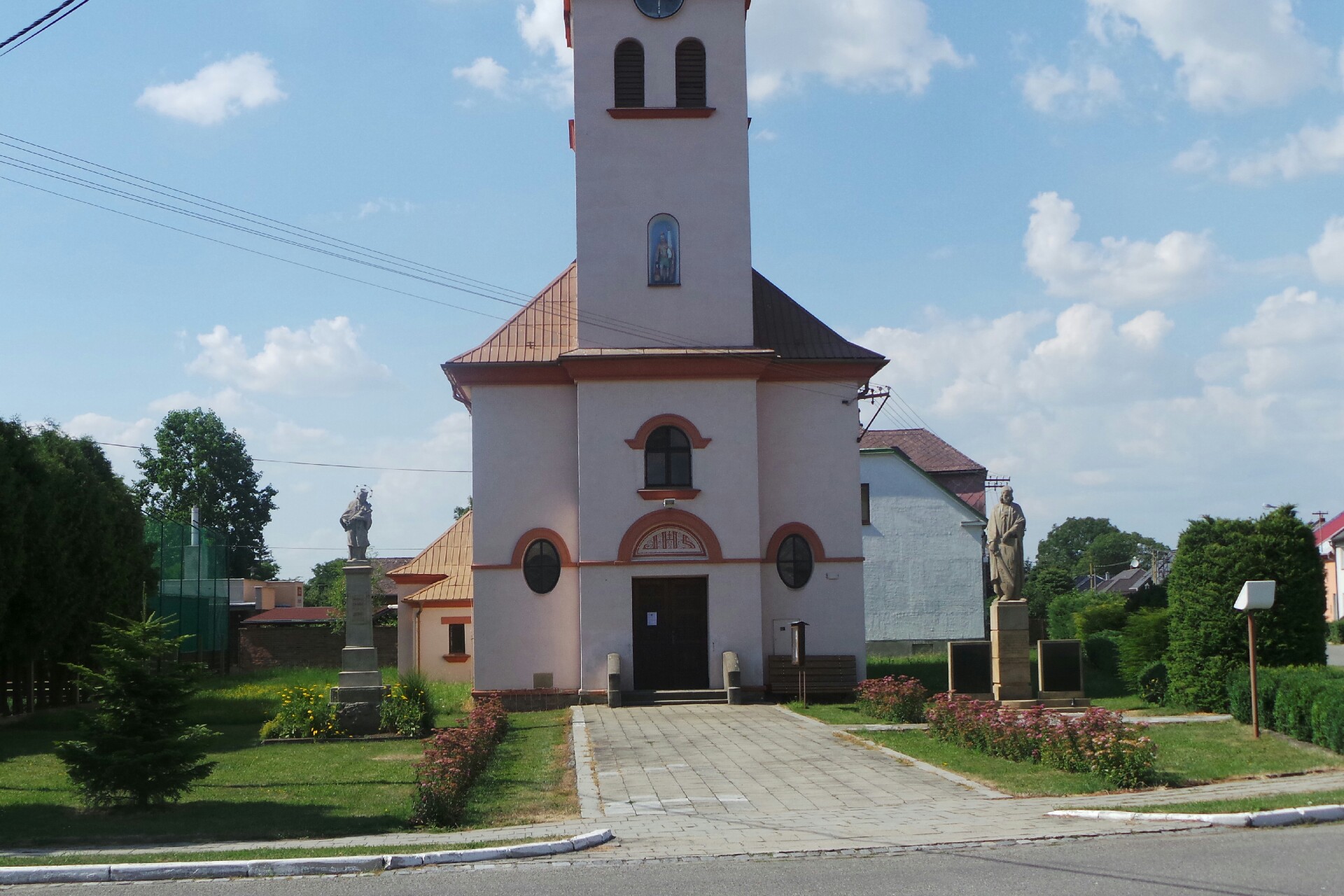 Římskokatolická farnost Pravčice