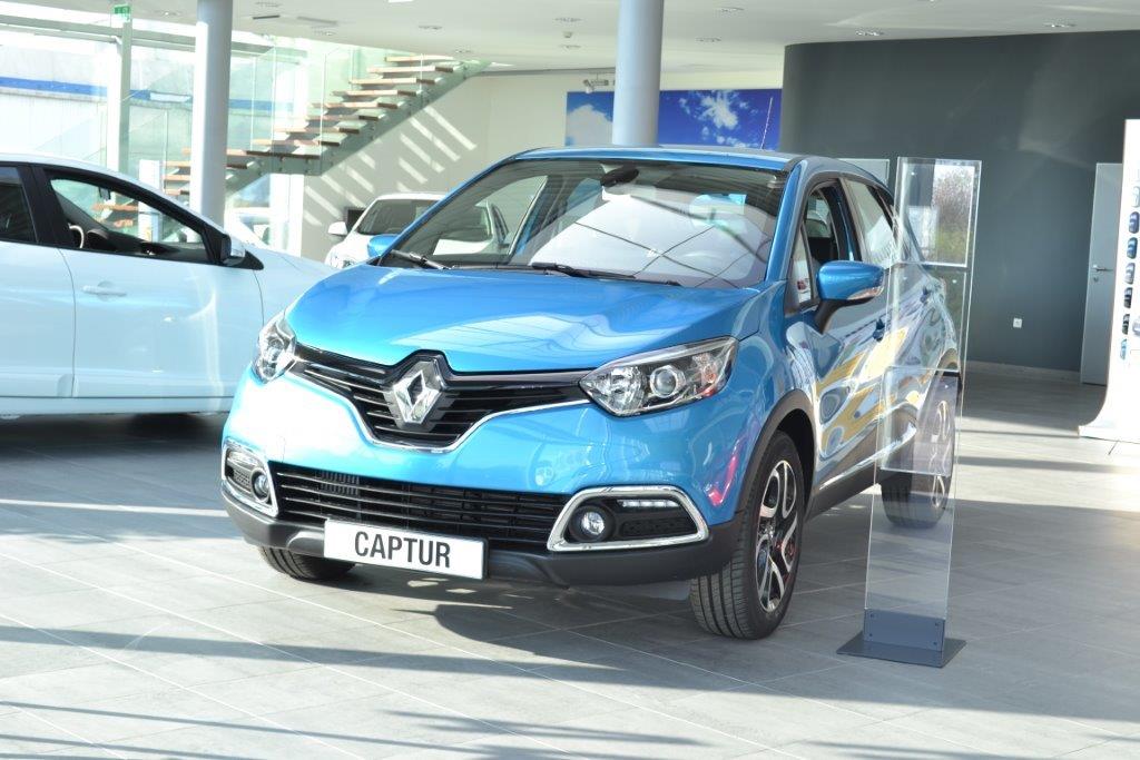 Pyramida Průhonice - Renault a Dacia foto 4