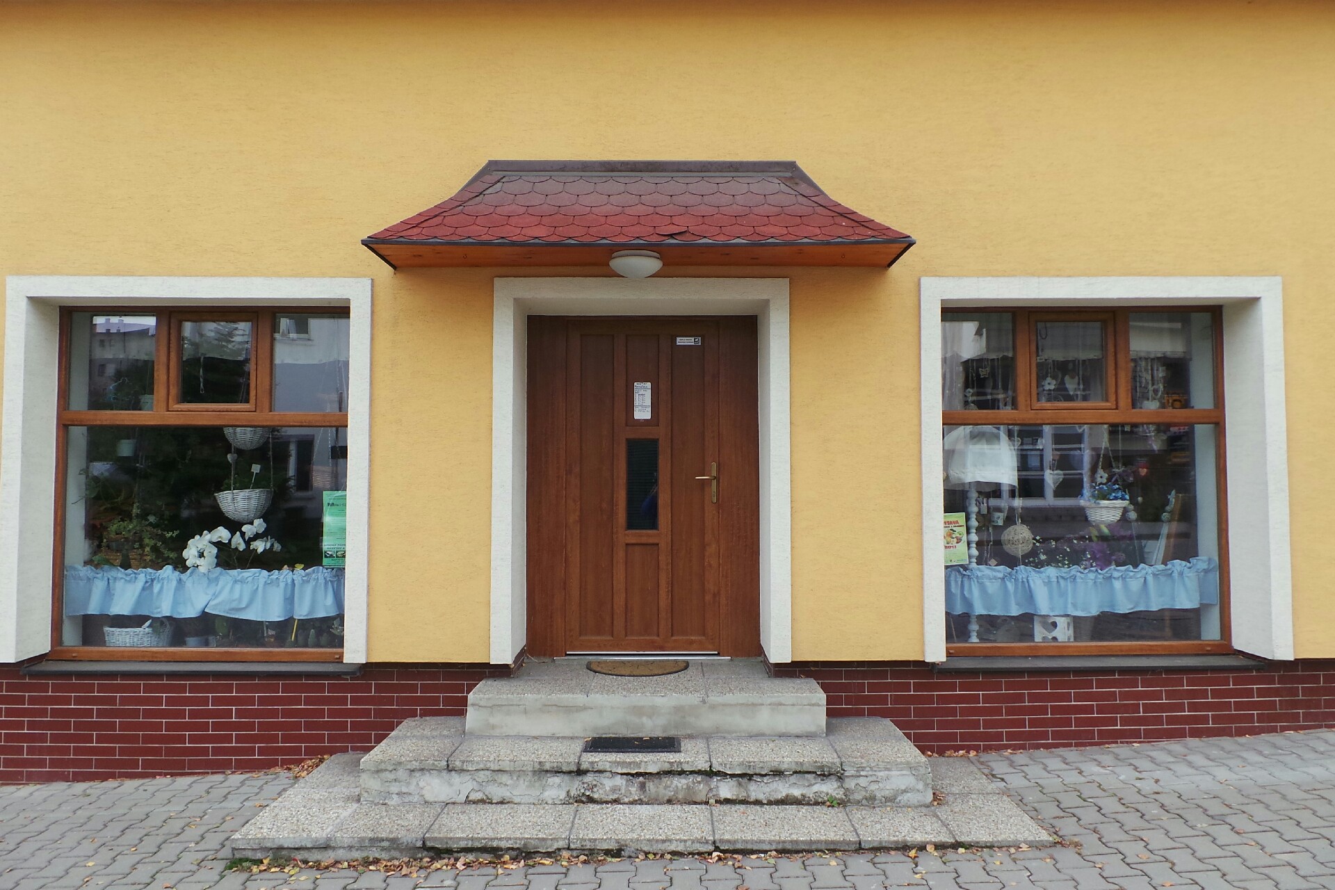 Květiny Pomněnka