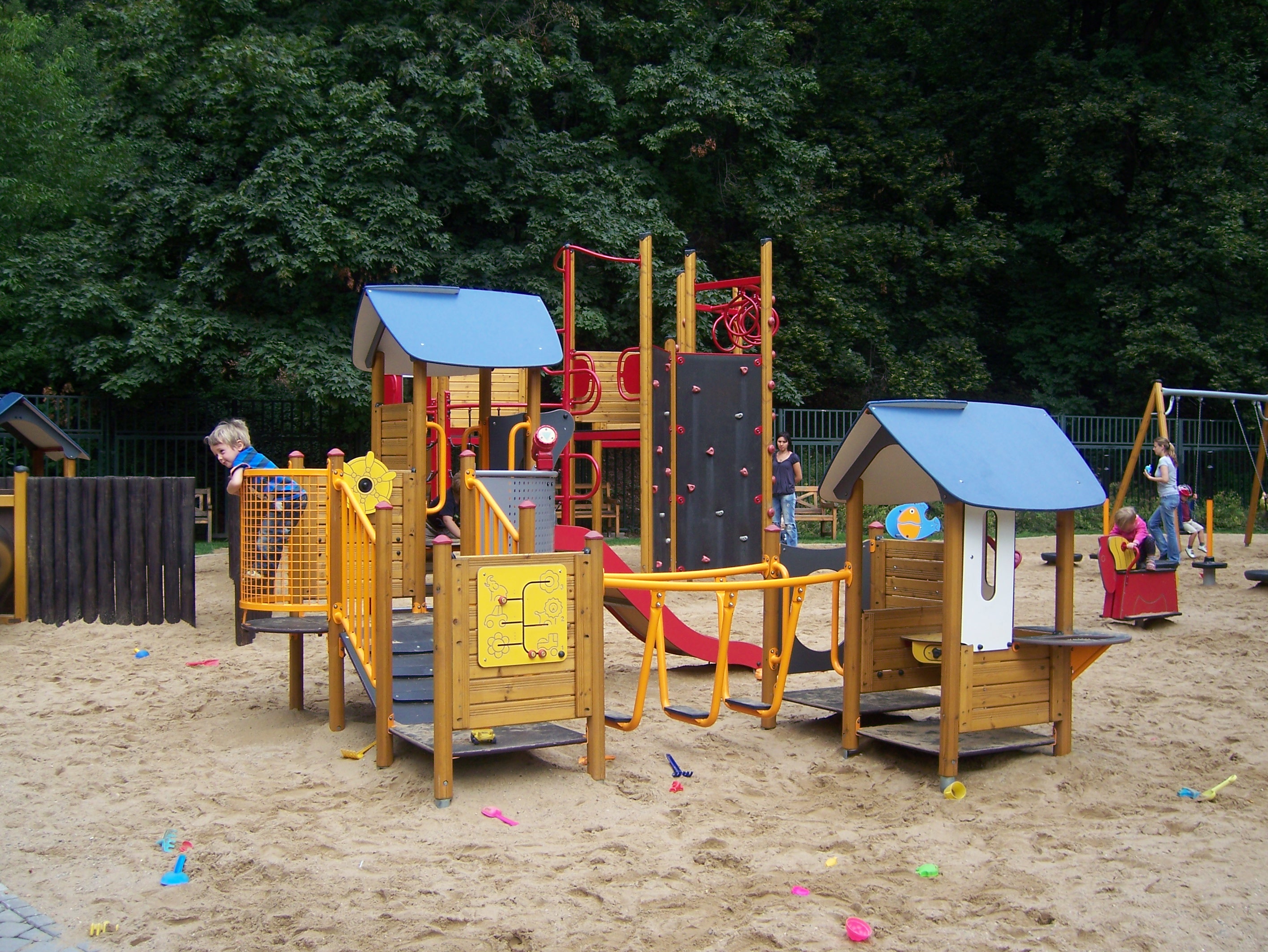 HAGS Praha, s.r.o. - Bezpečná dětská hřiště foto 4