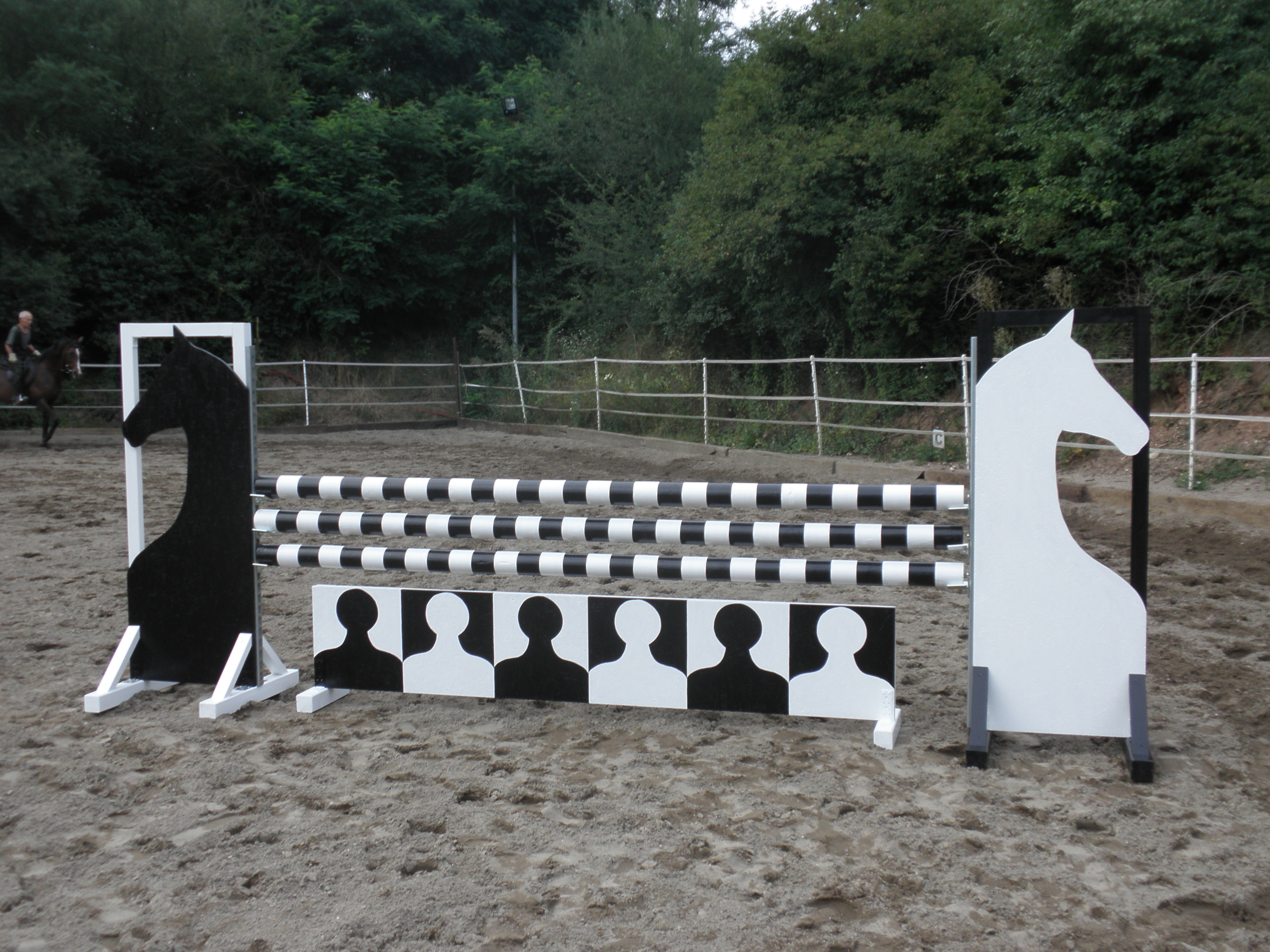 Ivana Kodrasová - Výroba chovatelských potřeb foto 2