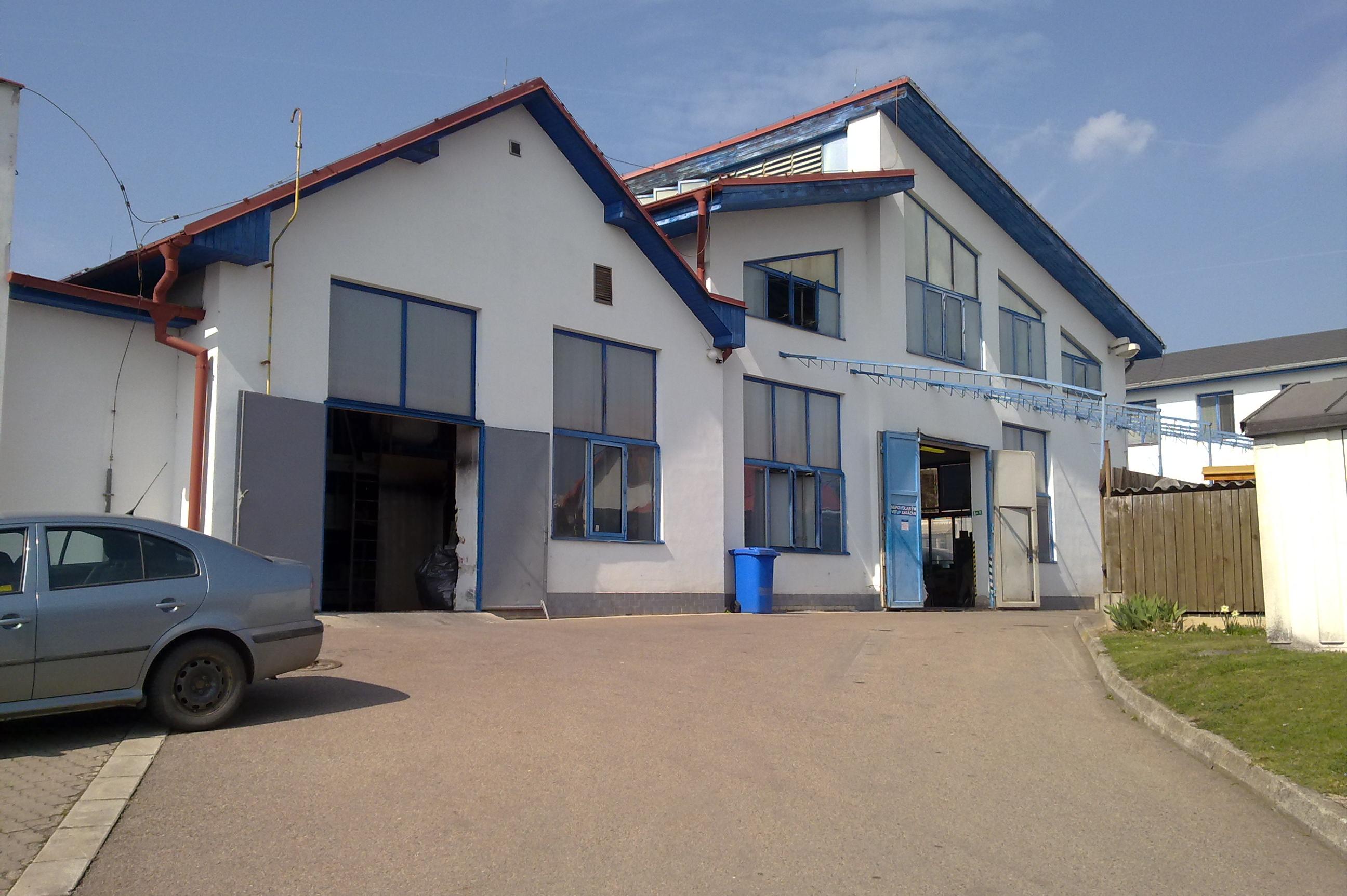 CRYSTAL GLAMOUR, a.s.