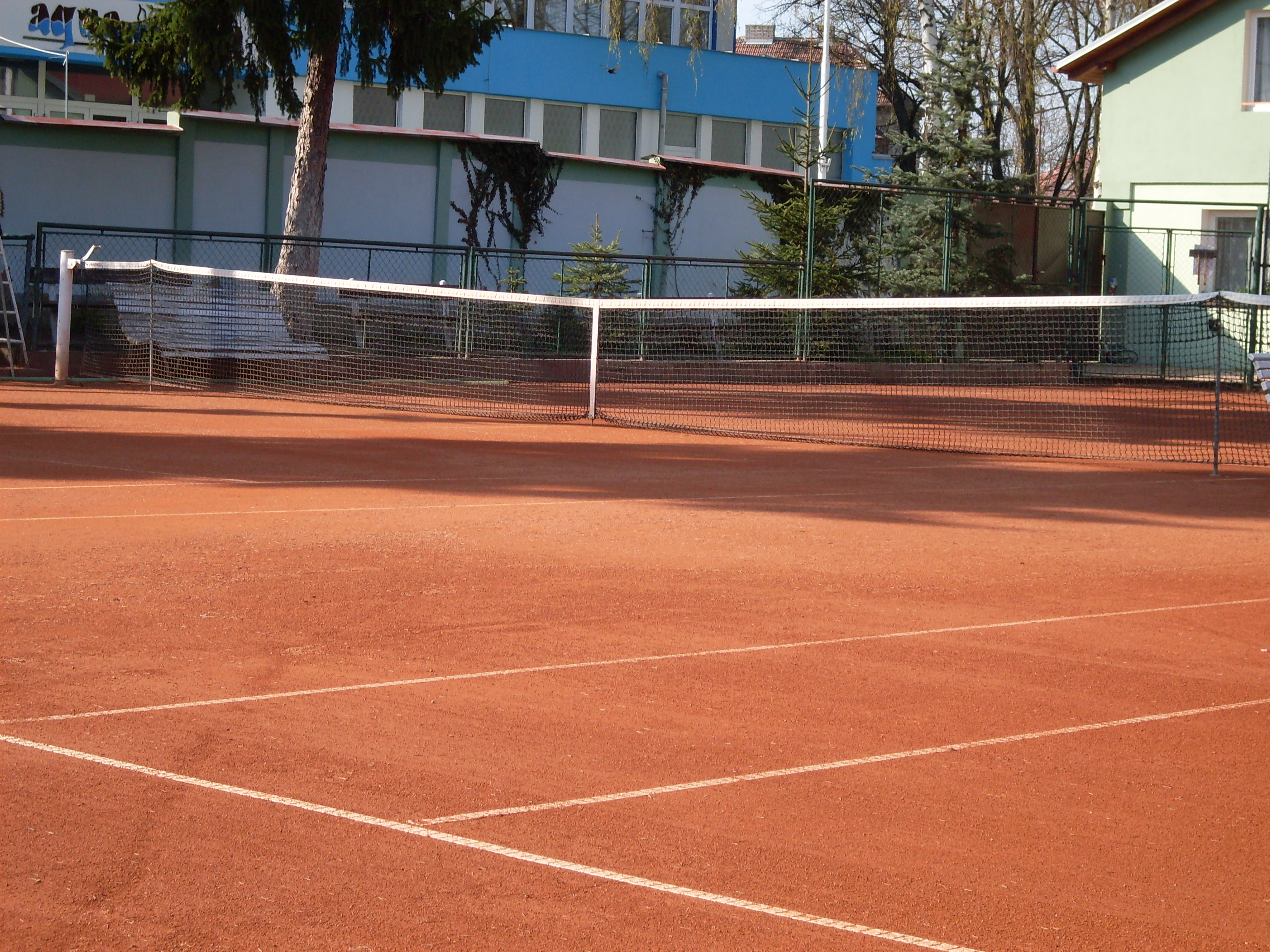 TENIS DLI SLETIŠTĚ foto 6