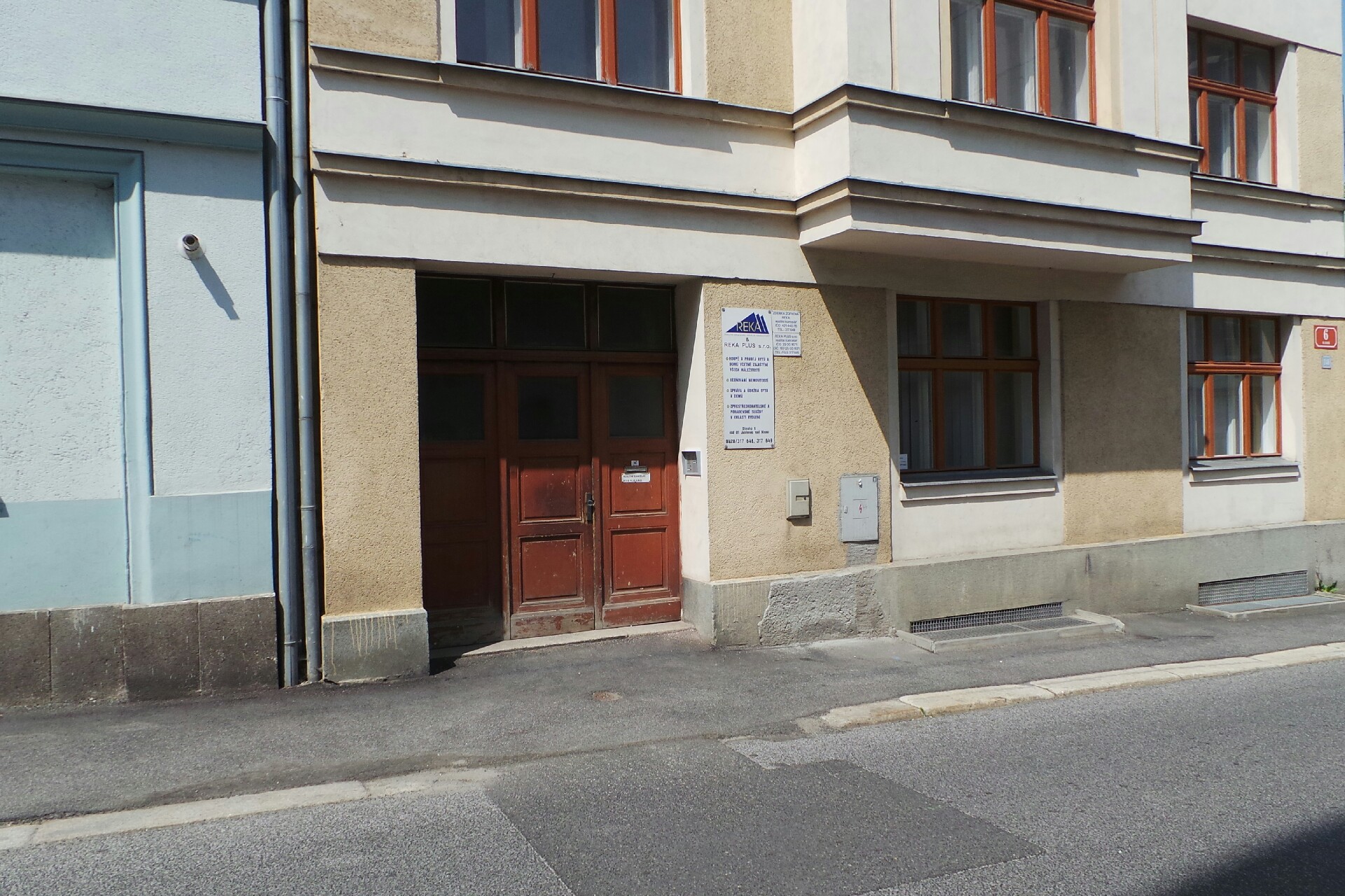 REKA PLUS, s.r.o. - realitní kancelář