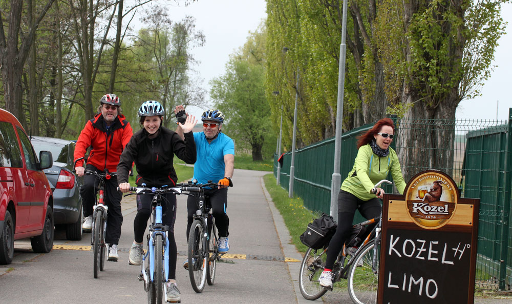 Pivnice a ubytování na hřišti Roman Janák foto 2