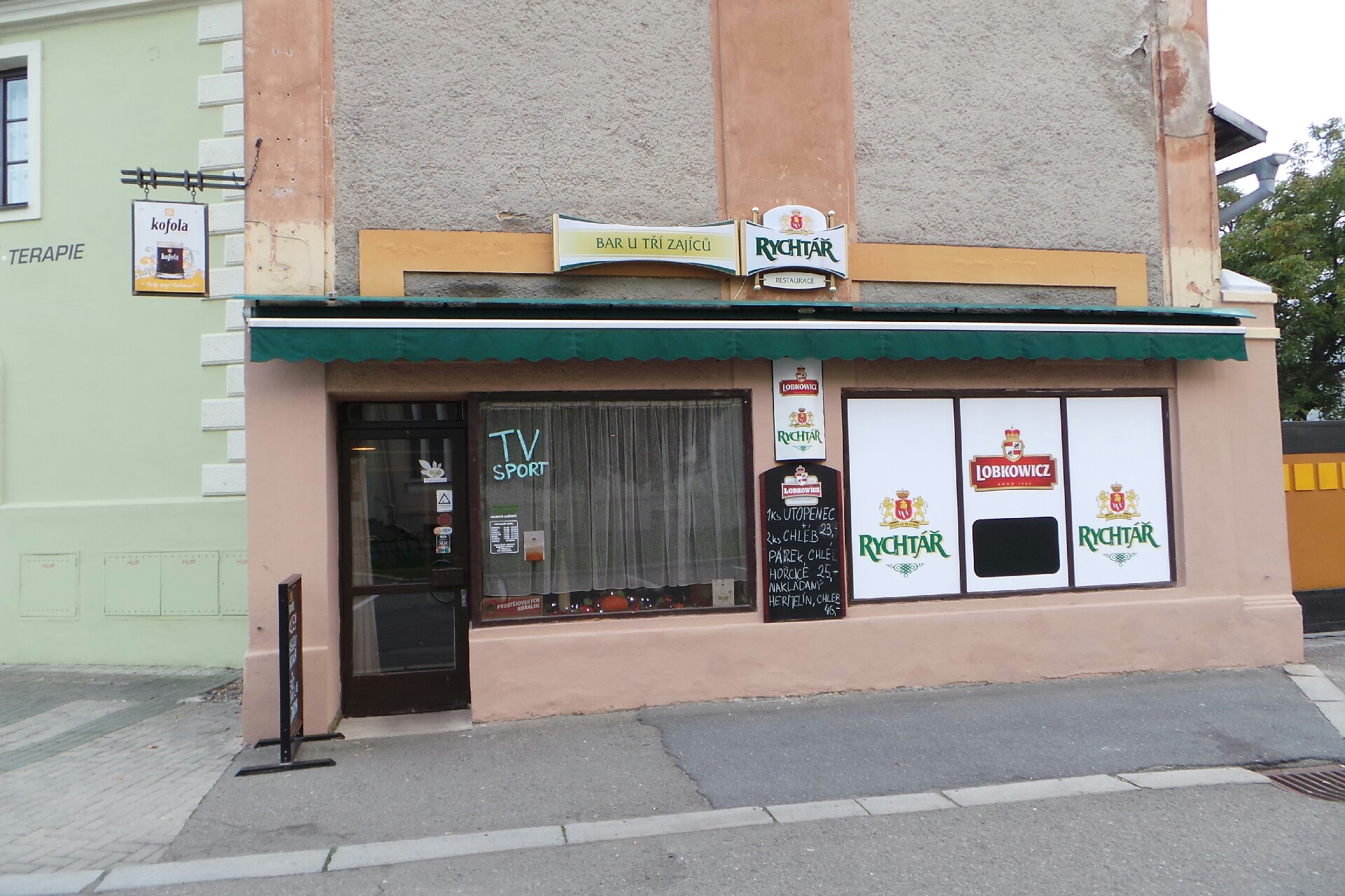 Bar U tří zajíců