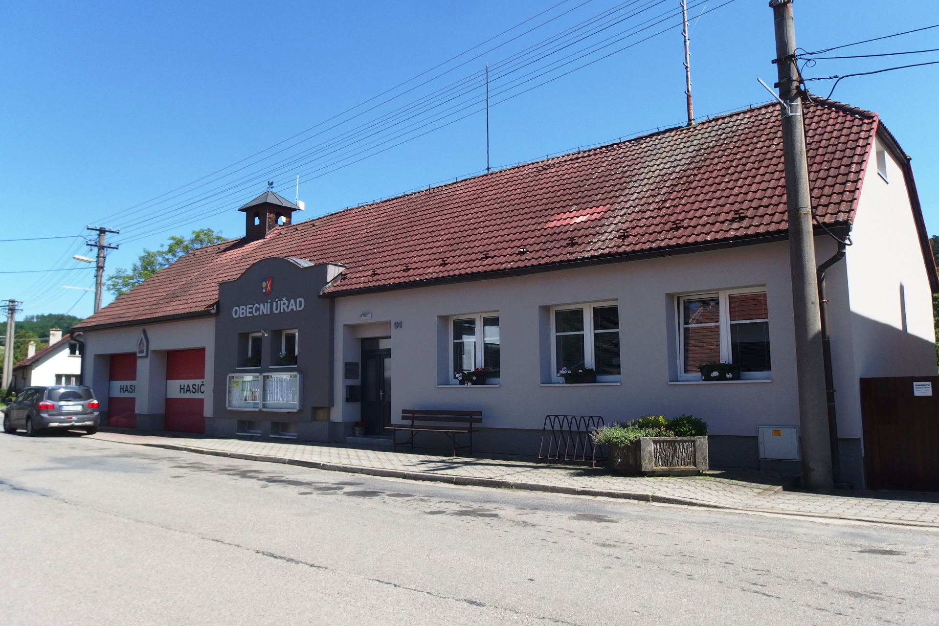 Neubuz - obecní úřad