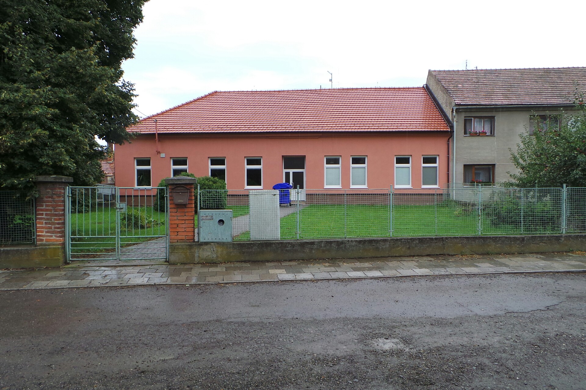 Obecní knihovna Bílovice-Lutotín