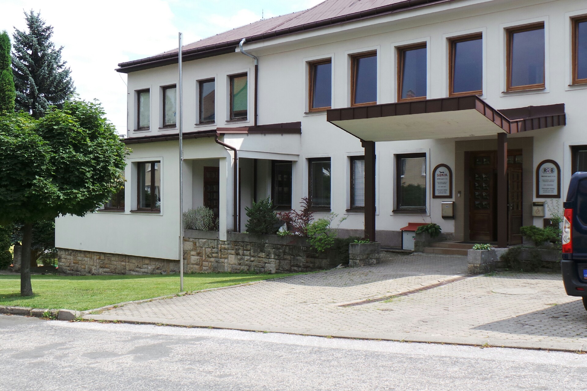 SONIA, společnost s ručením omezeným, spol. s r.o.