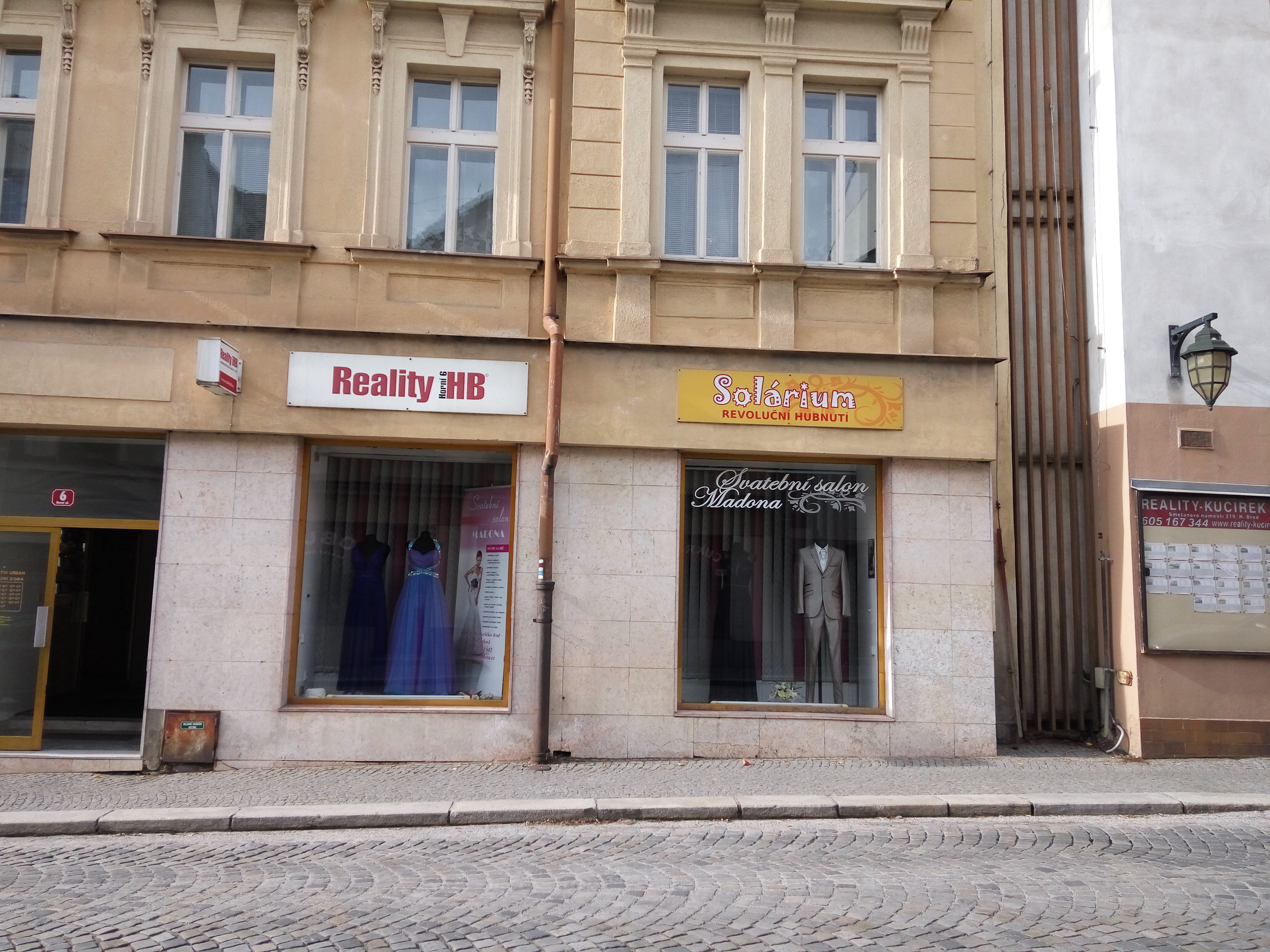 Solárium salon Madona