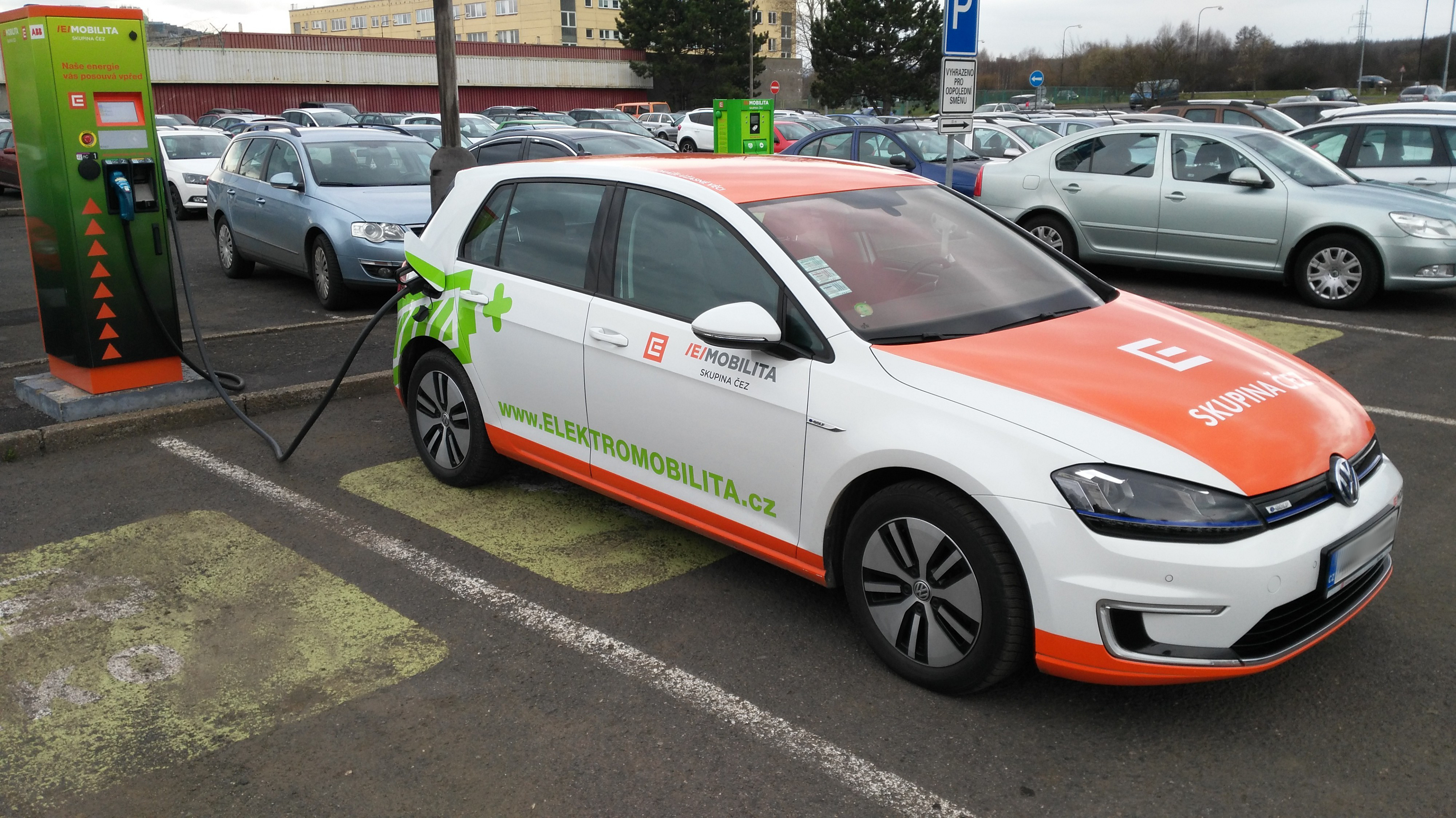 Nabíjecí stanice ČEZ