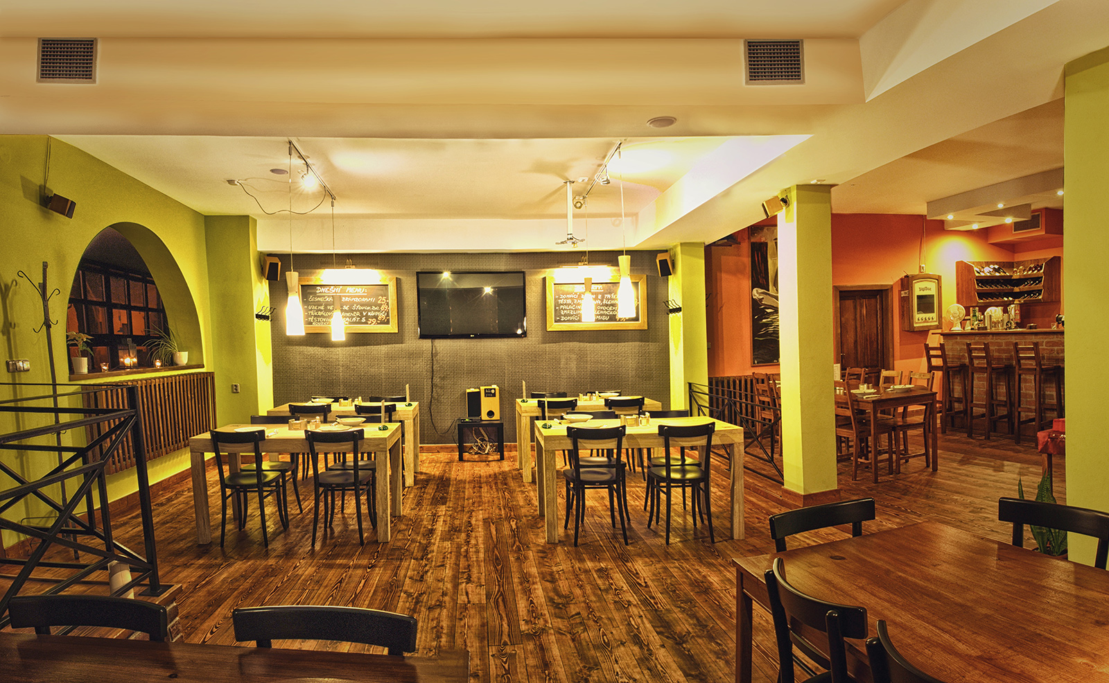 Papaguy Bar & Grill foto 2